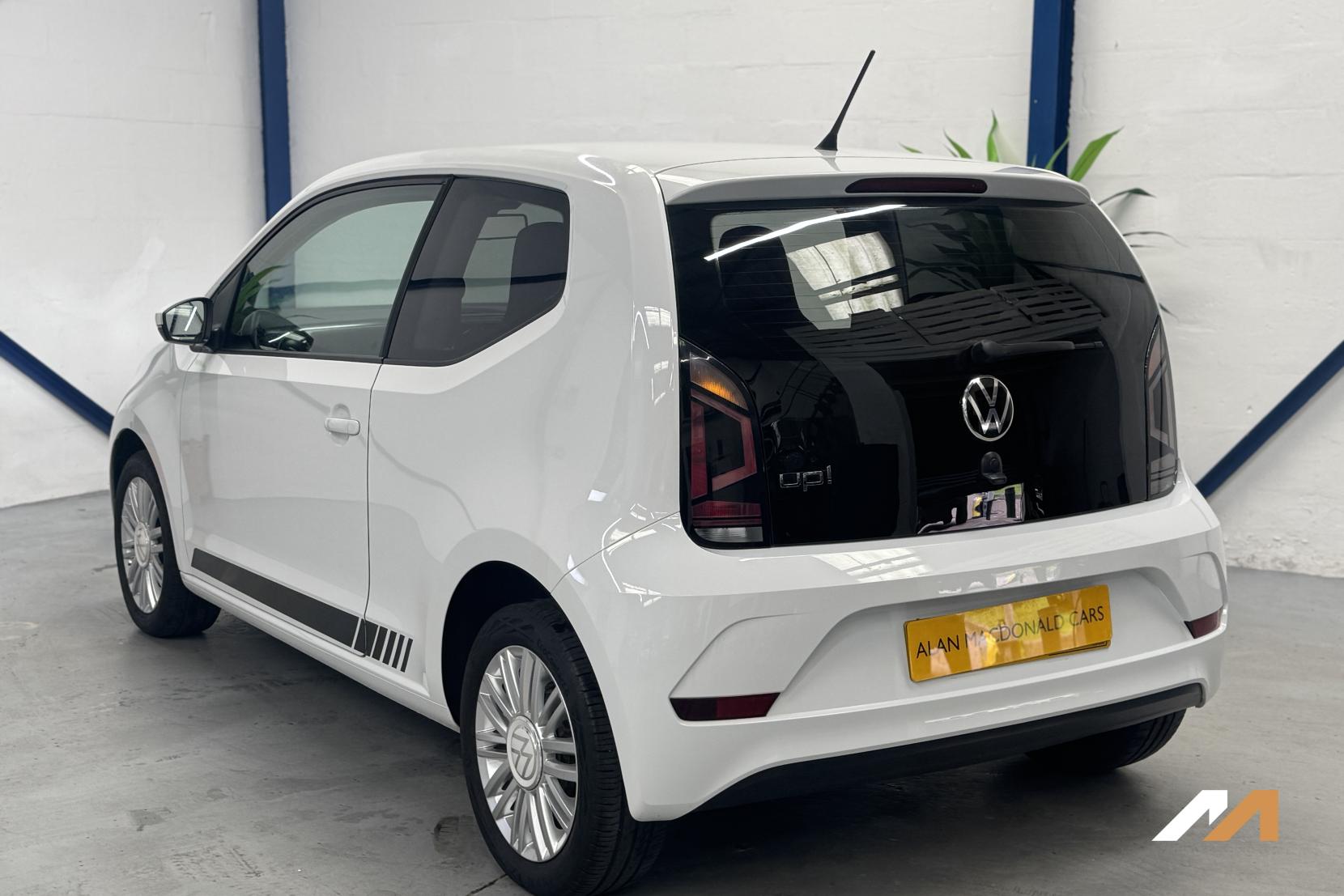 Volkswagen up! 1.0 up! Hatchback 3dr Petrol Manual Euro 6 (s/s) (65 ps)