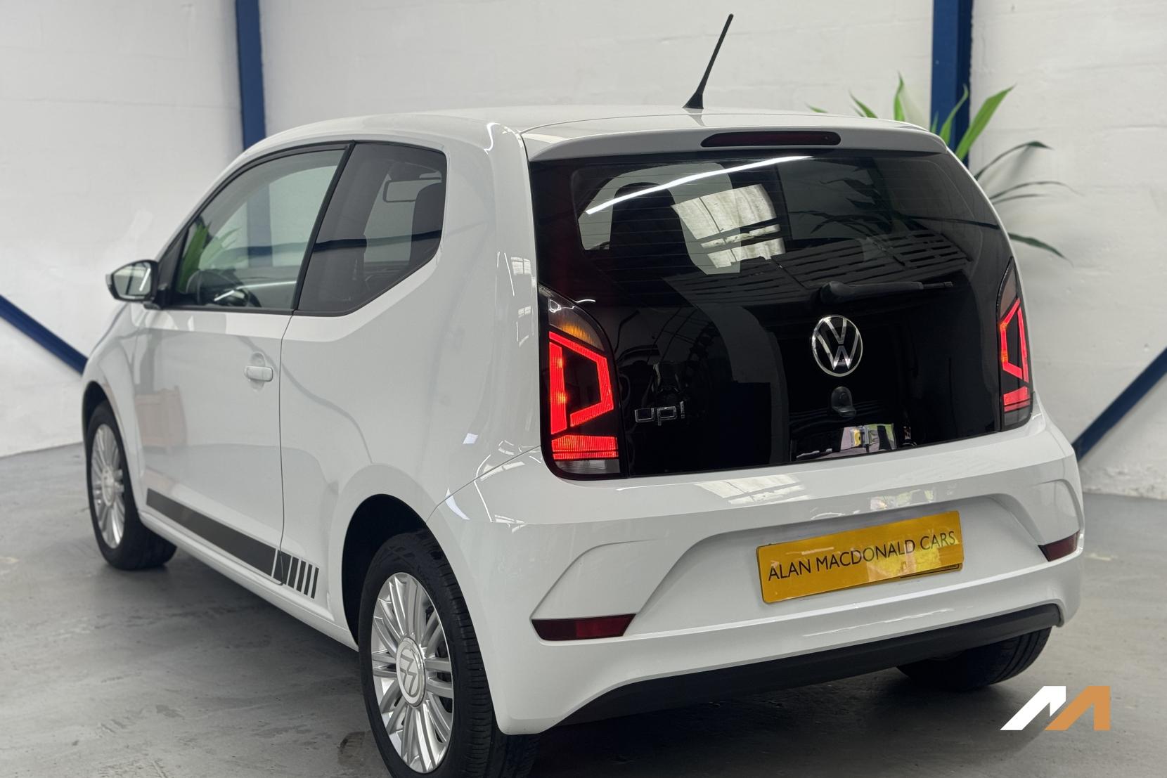 Volkswagen up! 1.0 up! Hatchback 3dr Petrol Manual Euro 6 (s/s) (65 ps)