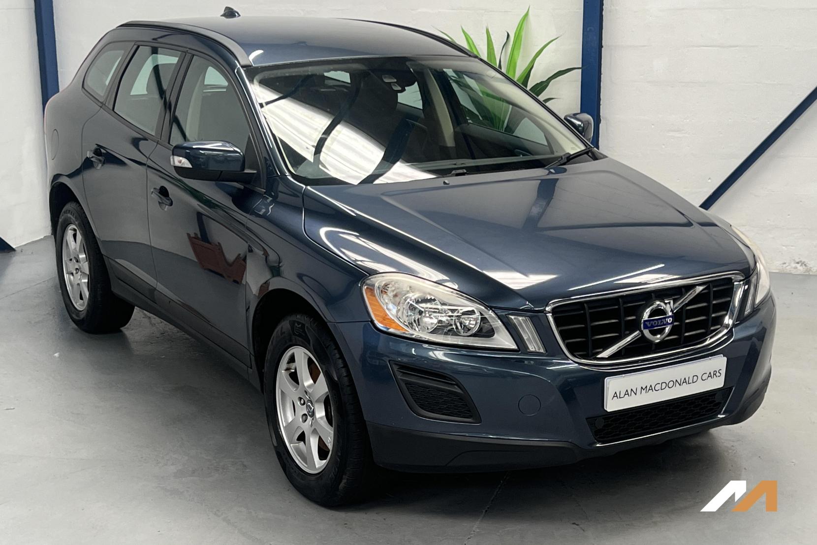 Volvo XC60 2.0 D3 DRIVe ES SUV 5dr Diesel Manual Euro 5 (s/s) (163 ps)