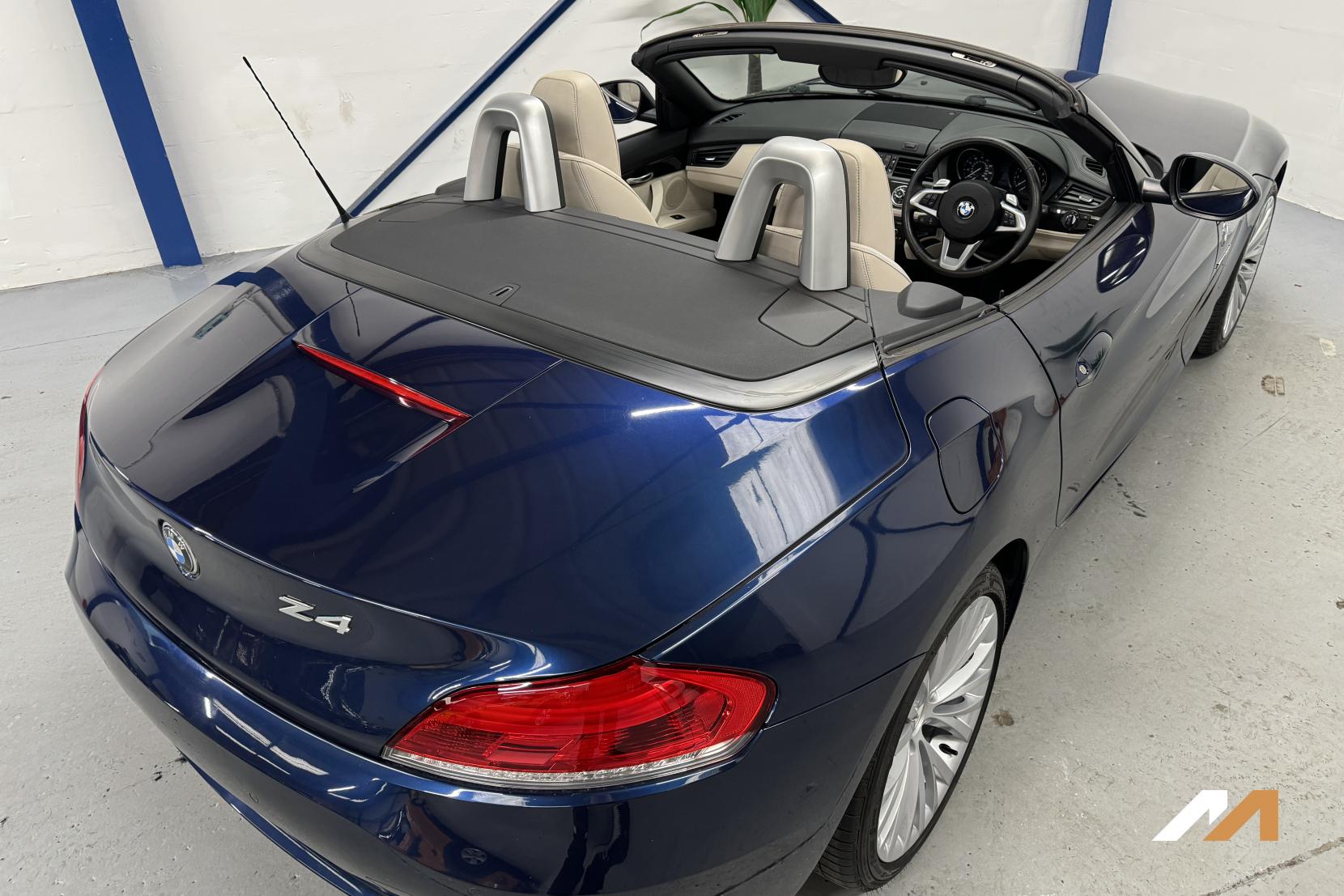 BMW Z4 2.5 23i Convertible 2dr Petrol Auto sDrive Euro 5 (204 ps)