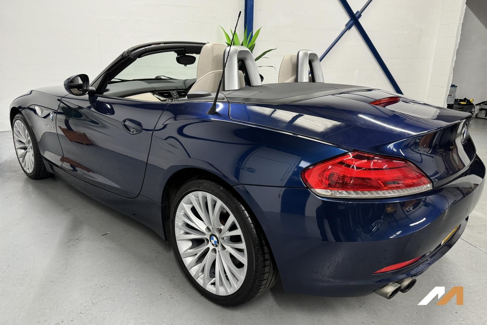 BMW Z4 2.5 23i Convertible 2dr Petrol Auto sDrive Euro 5 (204 ps)