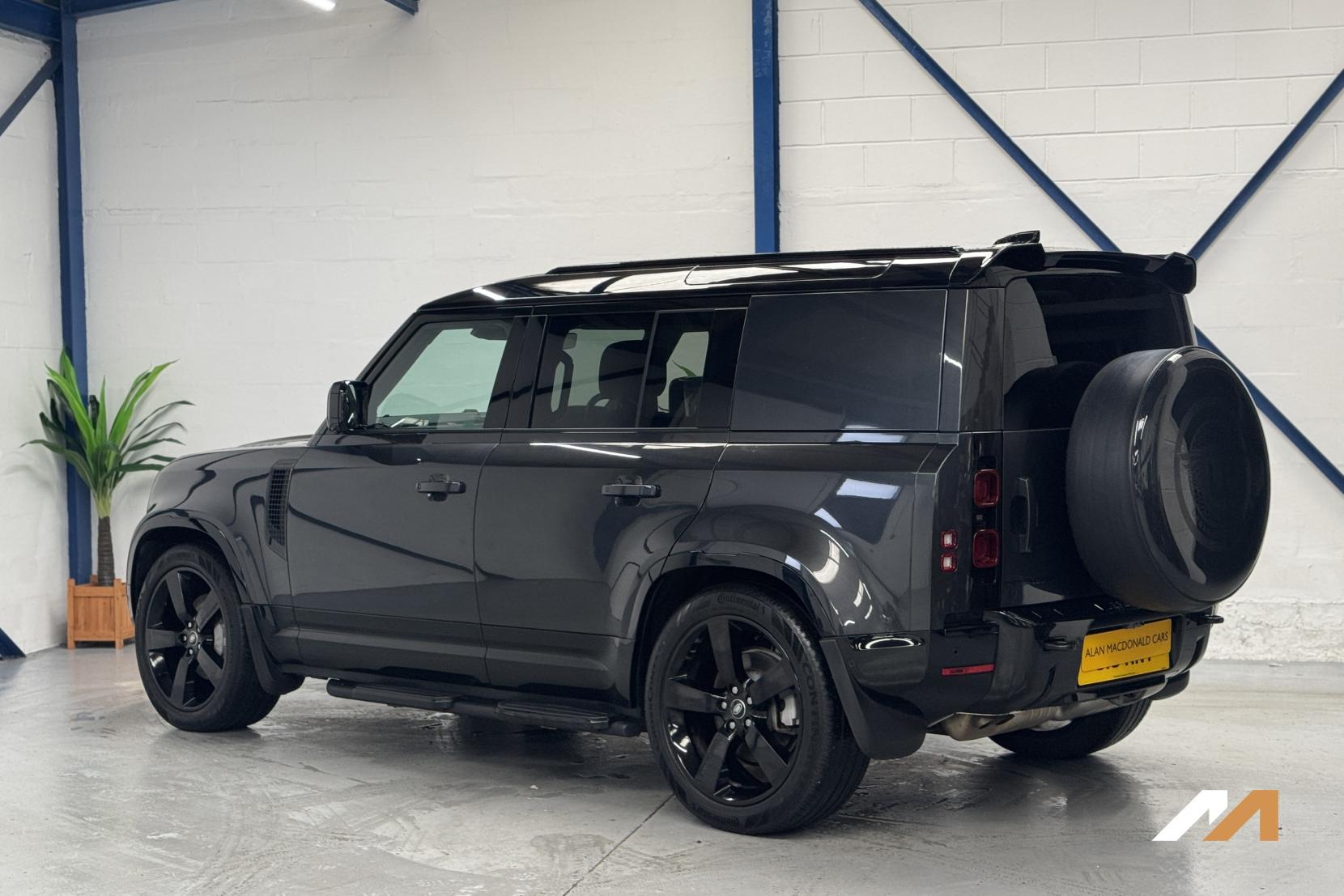 Land Rover Defender 110 3.0 D300 MHEV X-Dynamic HSE Hard Top SUV 5dr Diesel Auto 4WD MWB Euro 6 (s/s) (300 ps)