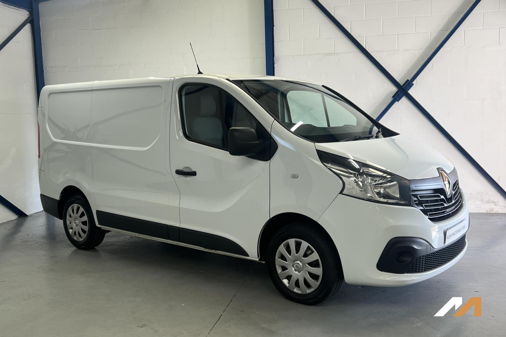 Renault Trafic 1.6 dCi 27 Business+ Panel Van 5dr Diesel Manual SWB Standard Roof Euro 5 (115 ps)