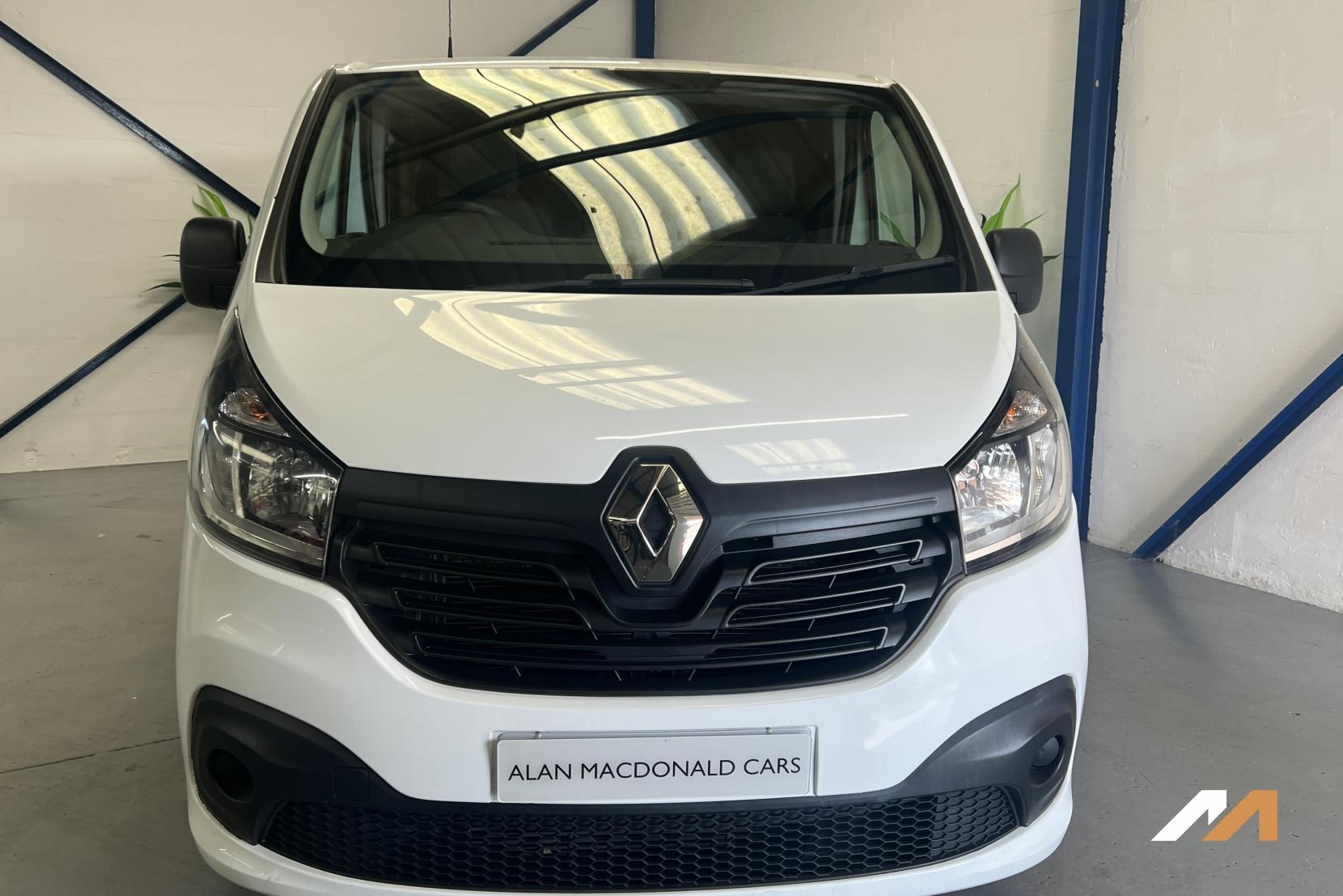 Renault Trafic 1.6 dCi 27 Business+ Panel Van 5dr Diesel Manual SWB Standard Roof Euro 5 (115 ps)