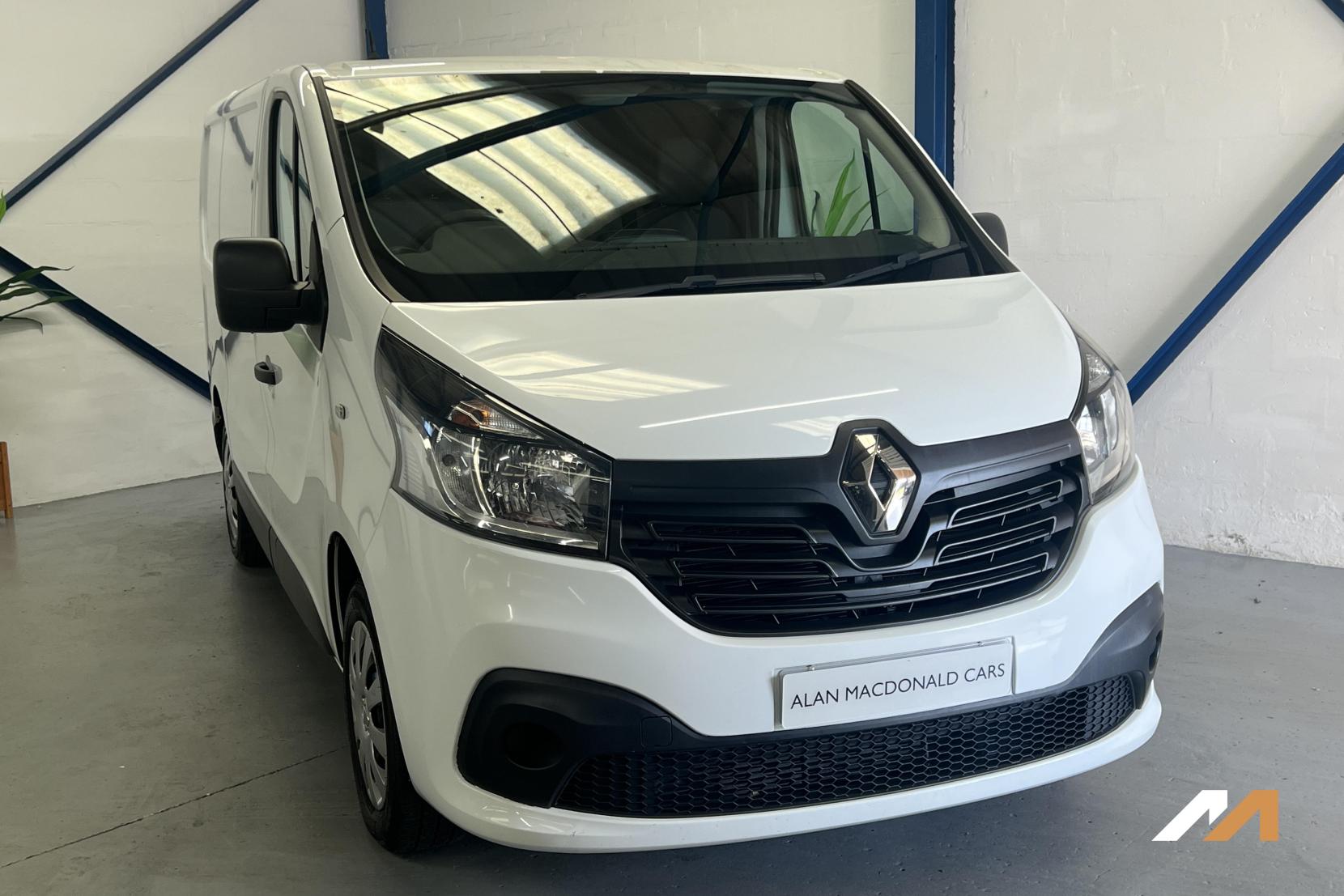 Renault Trafic 1.6 dCi 27 Business+ Panel Van 5dr Diesel Manual SWB Standard Roof Euro 5 (115 ps)