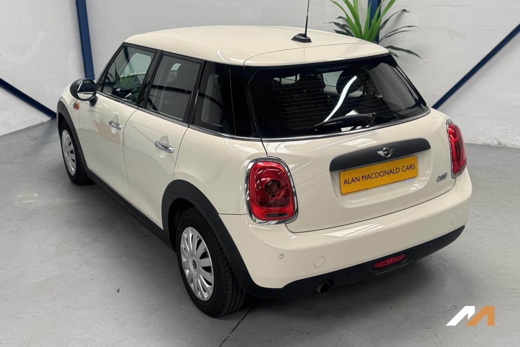 MINI Hatch 1.2 One Hatchback 5dr Petrol Manual Euro 6 (s/s) (102 ps)
