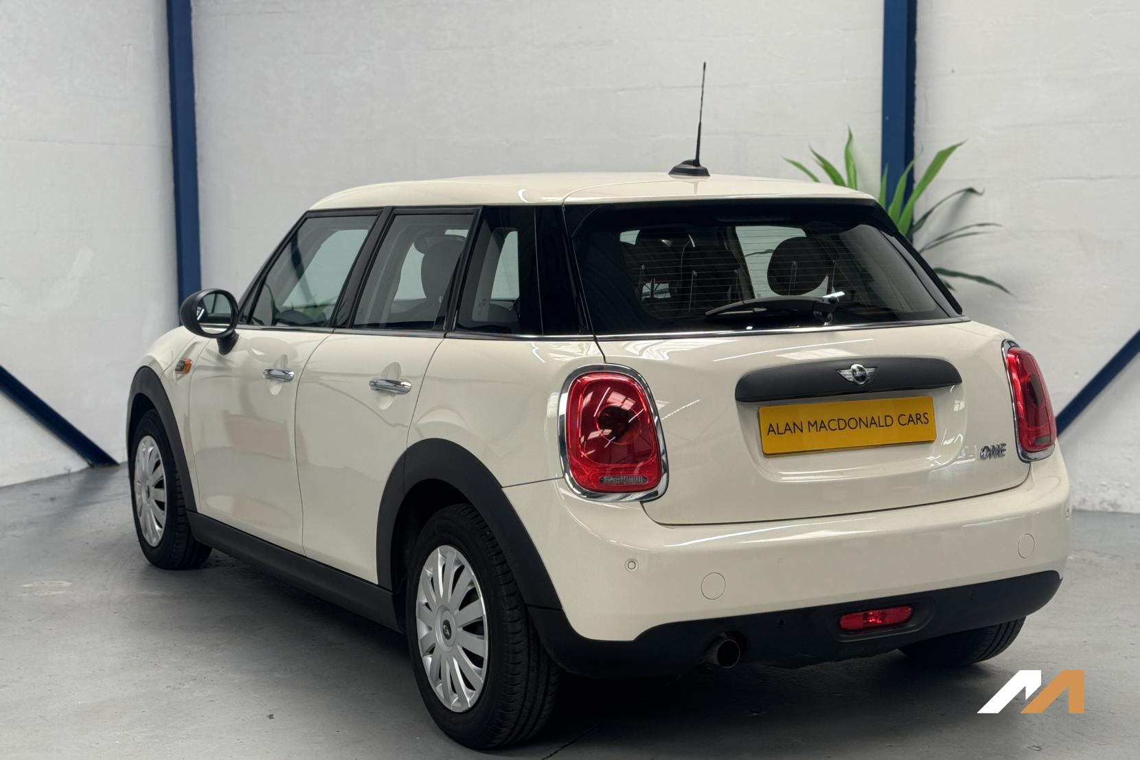 MINI Hatch 1.2 One Hatchback 5dr Petrol Manual Euro 6 (s/s) (102 ps)