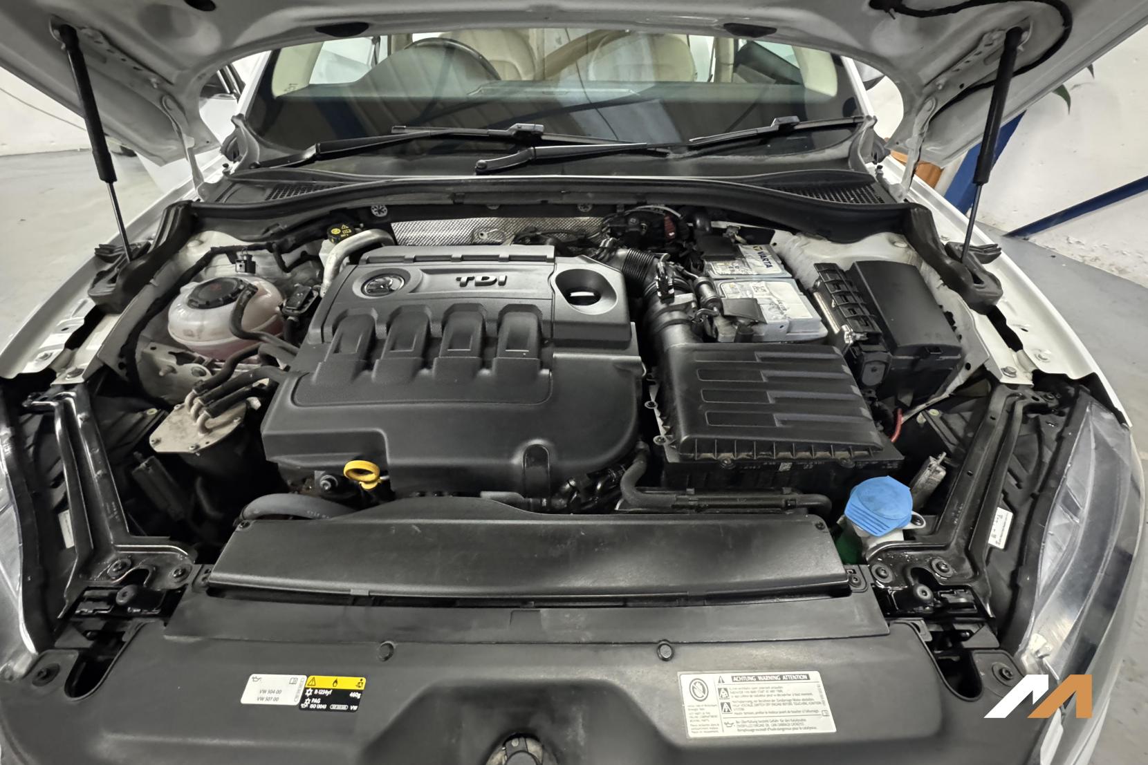 Skoda Superb 2.0 TDI SE L Executive Hatchback 5dr Diesel DSG Euro 6 (s/s) (150 ps)