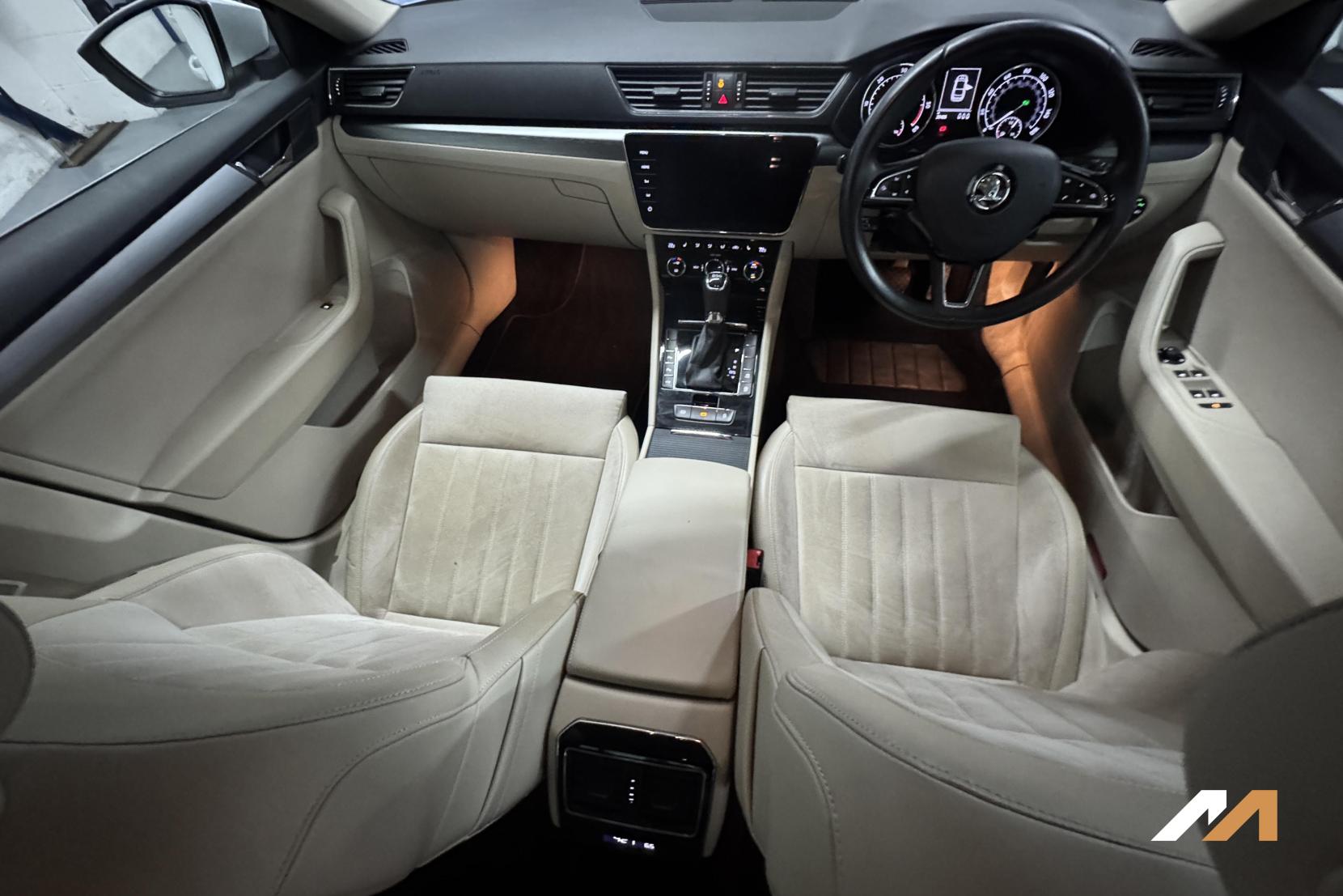 Skoda Superb 2.0 TDI SE L Executive Hatchback 5dr Diesel DSG Euro 6 (s/s) (150 ps)