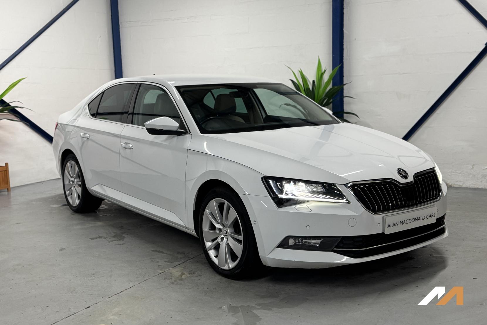Skoda Superb 2.0 TDI SE L Executive Hatchback 5dr Diesel DSG Euro 6 (s/s) (150 ps)