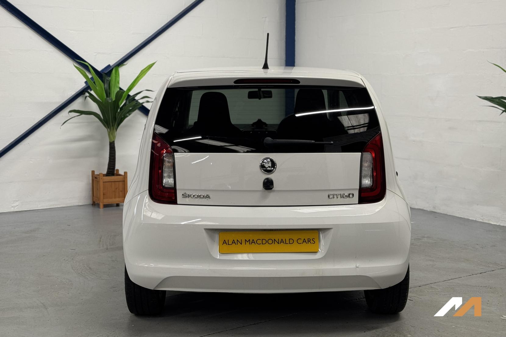 Skoda Citigo 1.0 MPI GreenTech Colour Edition Hatchback 3dr Petrol Manual Euro 6 (s/s) (60 ps)