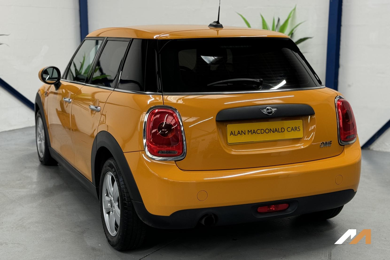 MINI Hatch 1.2 One Hatchback 5dr Petrol Manual Euro 6 (s/s) (102 ps)