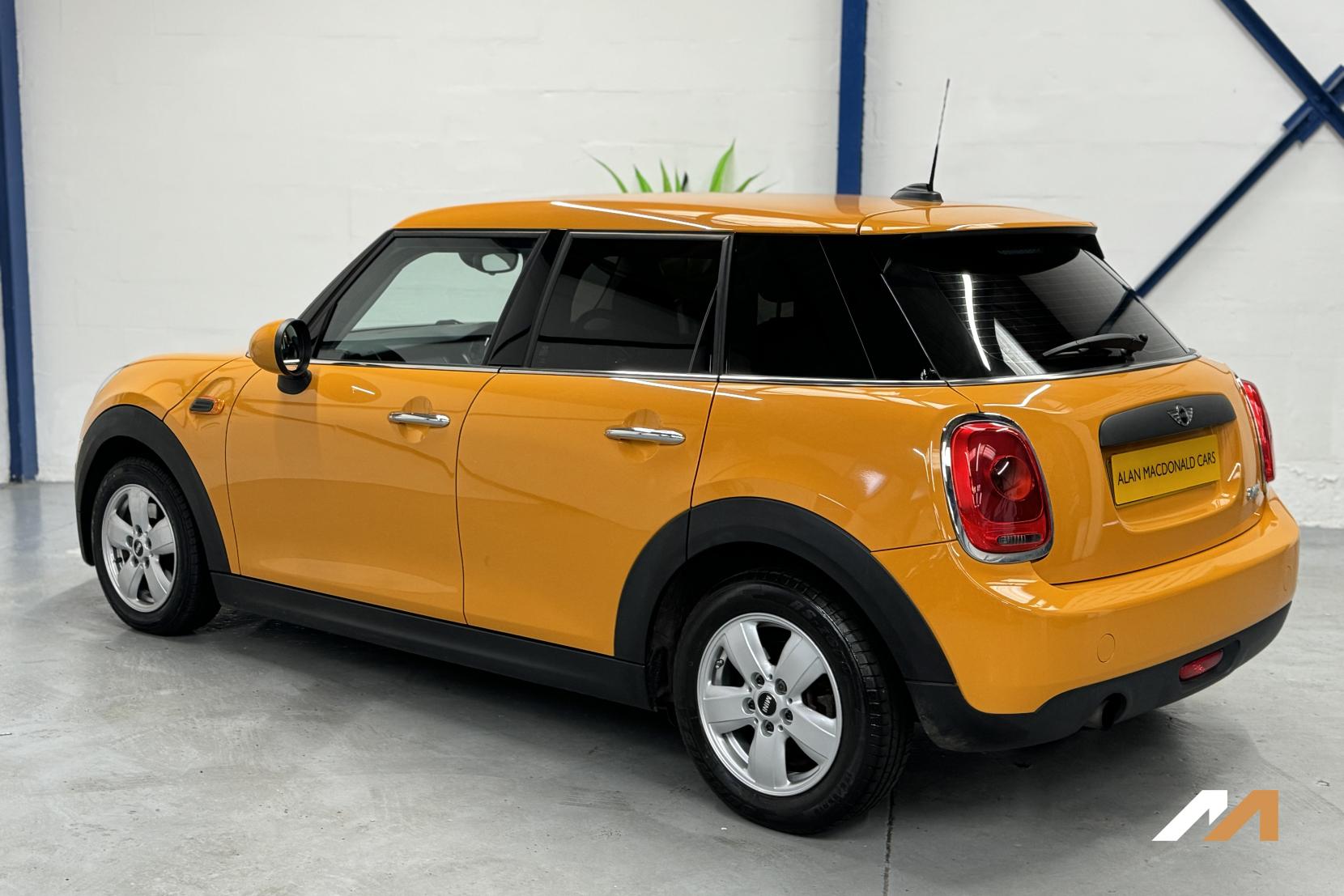 MINI Hatch 1.2 One Hatchback 5dr Petrol Manual Euro 6 (s/s) (102 ps)