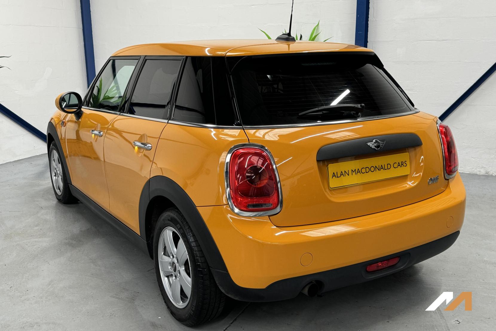 MINI Hatch 1.2 One Hatchback 5dr Petrol Manual Euro 6 (s/s) (102 ps)