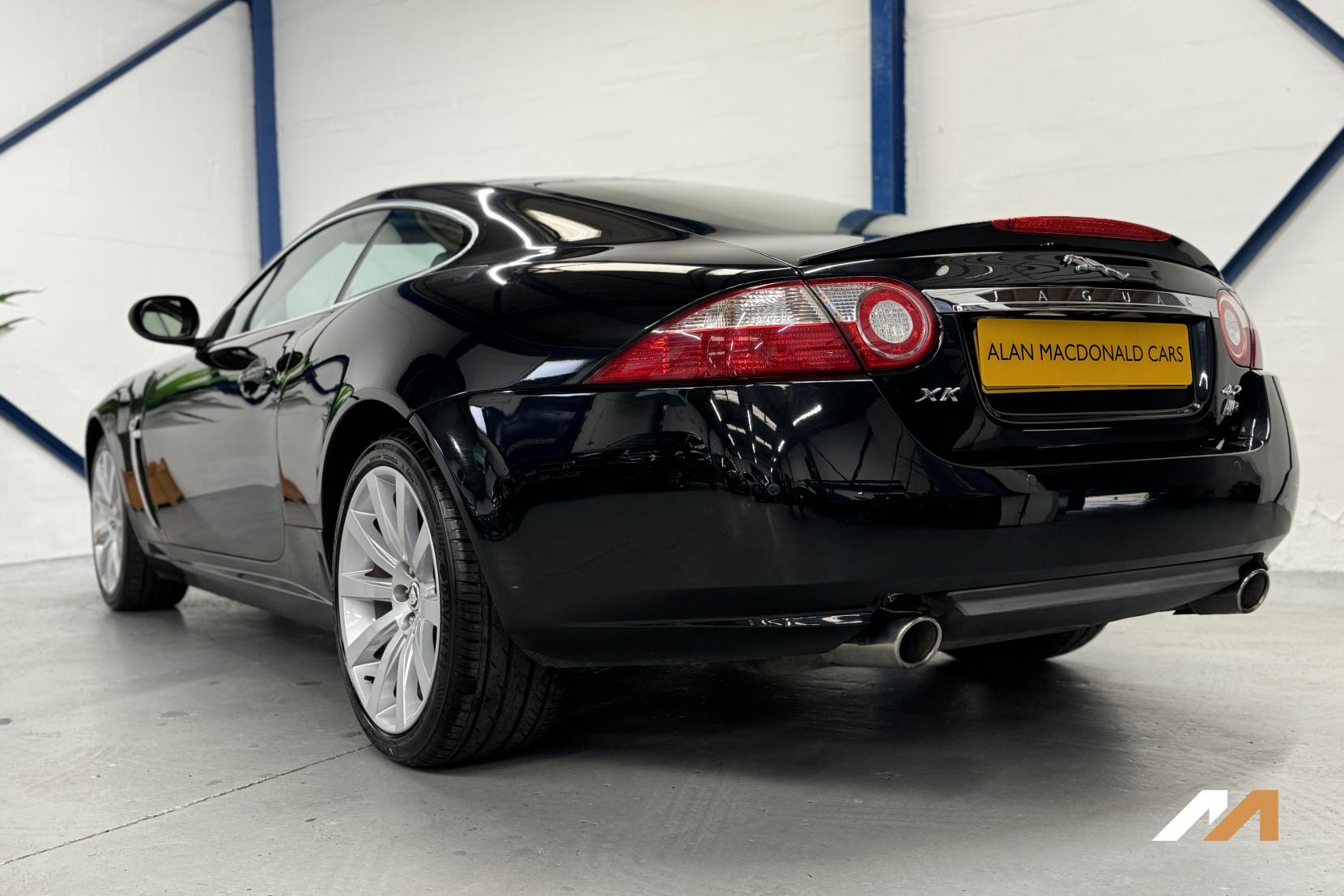 Jaguar XK 4.2 V8 Coupe 2dr Petrol Auto Euro 4 (300 ps)