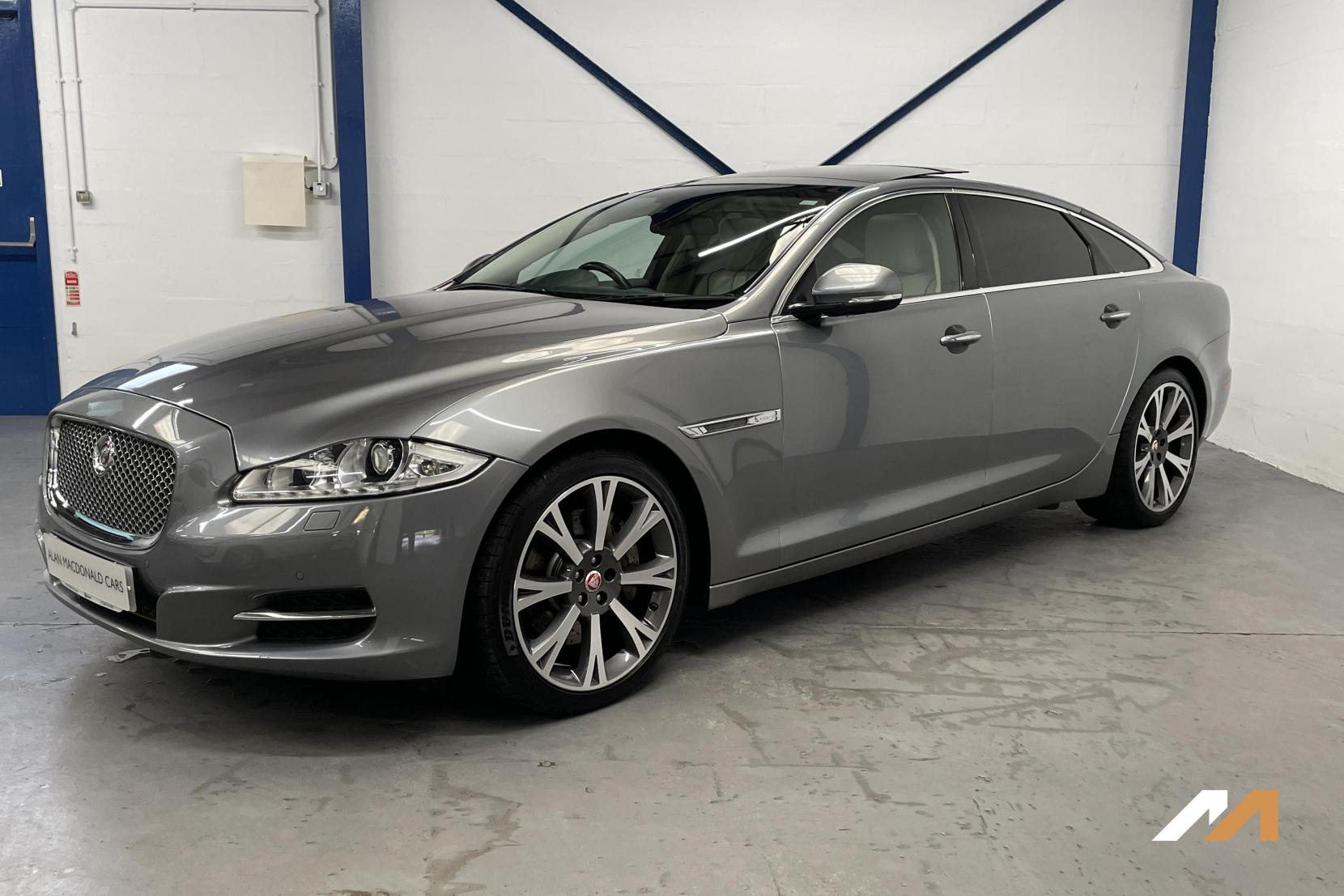 Jaguar XJ 3.0d V6 Portfolio Saloon 4dr Diesel Auto Euro 5 (s/s) (LWB) (275 ps)