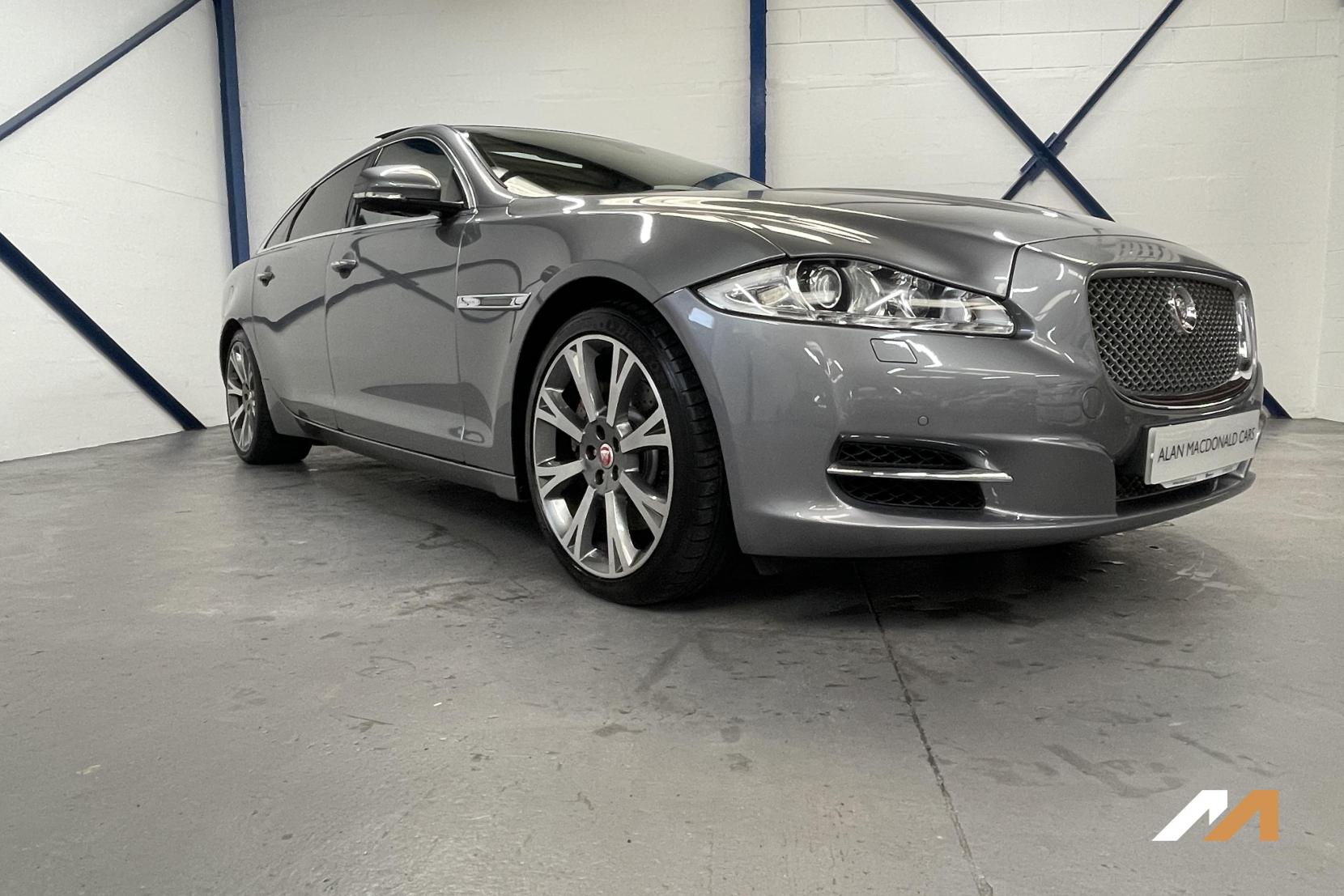 Jaguar XJ 3.0d V6 Portfolio Saloon 4dr Diesel Auto Euro 5 (s/s) (LWB) (275 ps)