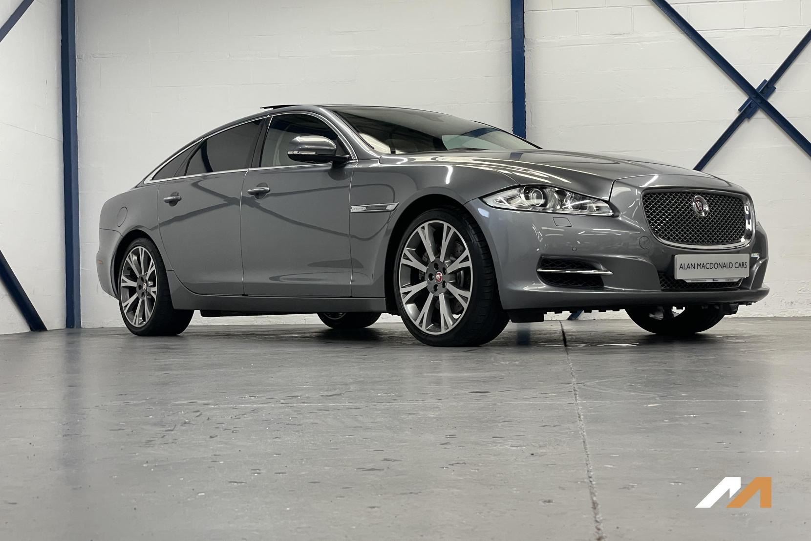 Jaguar XJ 3.0d V6 Portfolio Saloon 4dr Diesel Auto Euro 5 (s/s) (LWB) (275 ps)