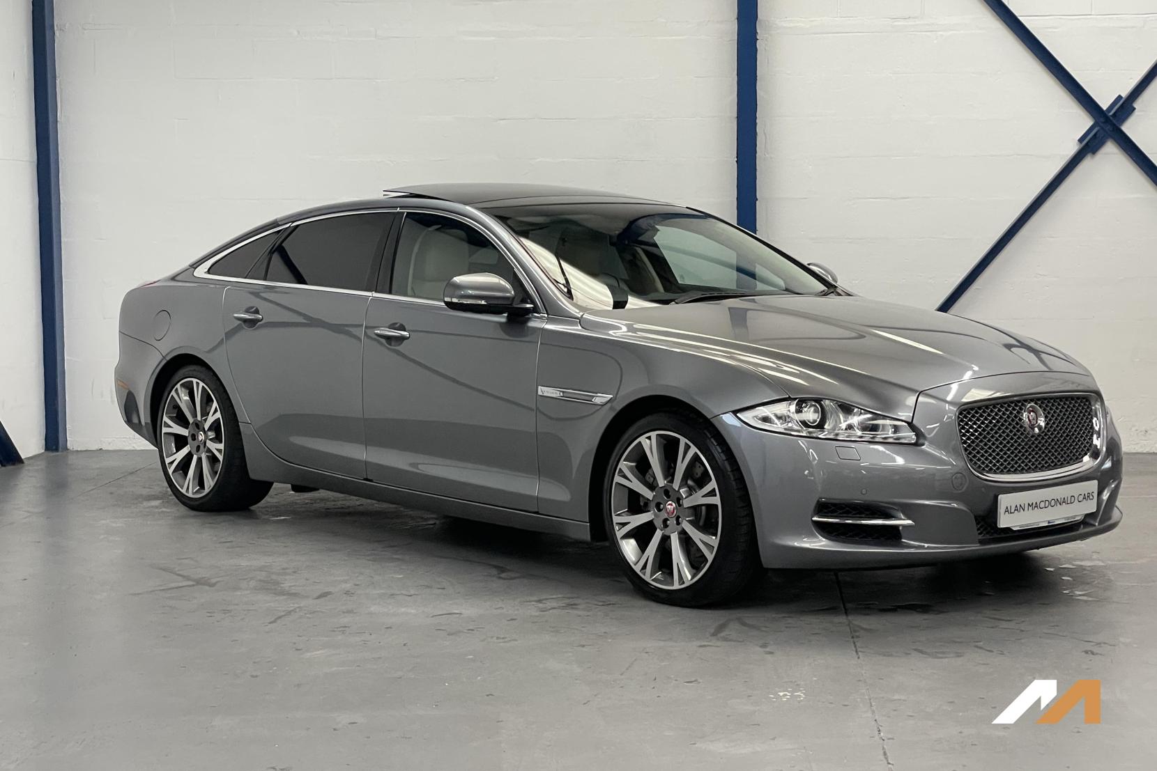 Jaguar XJ 3.0d V6 Portfolio Saloon 4dr Diesel Auto Euro 5 (s/s) (LWB) (275 ps)