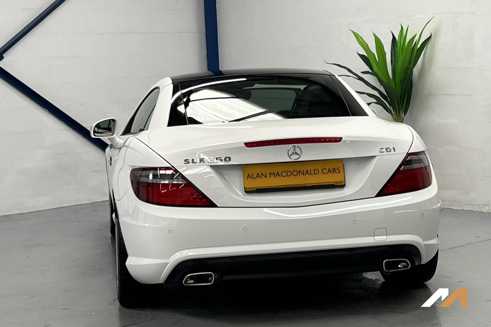 Mercedes-Benz SLK 2.1 SLK250 CDI AMG Sport Convertible 2dr Diesel G-Tronic+ Euro 5 (s/s) (204 ps)