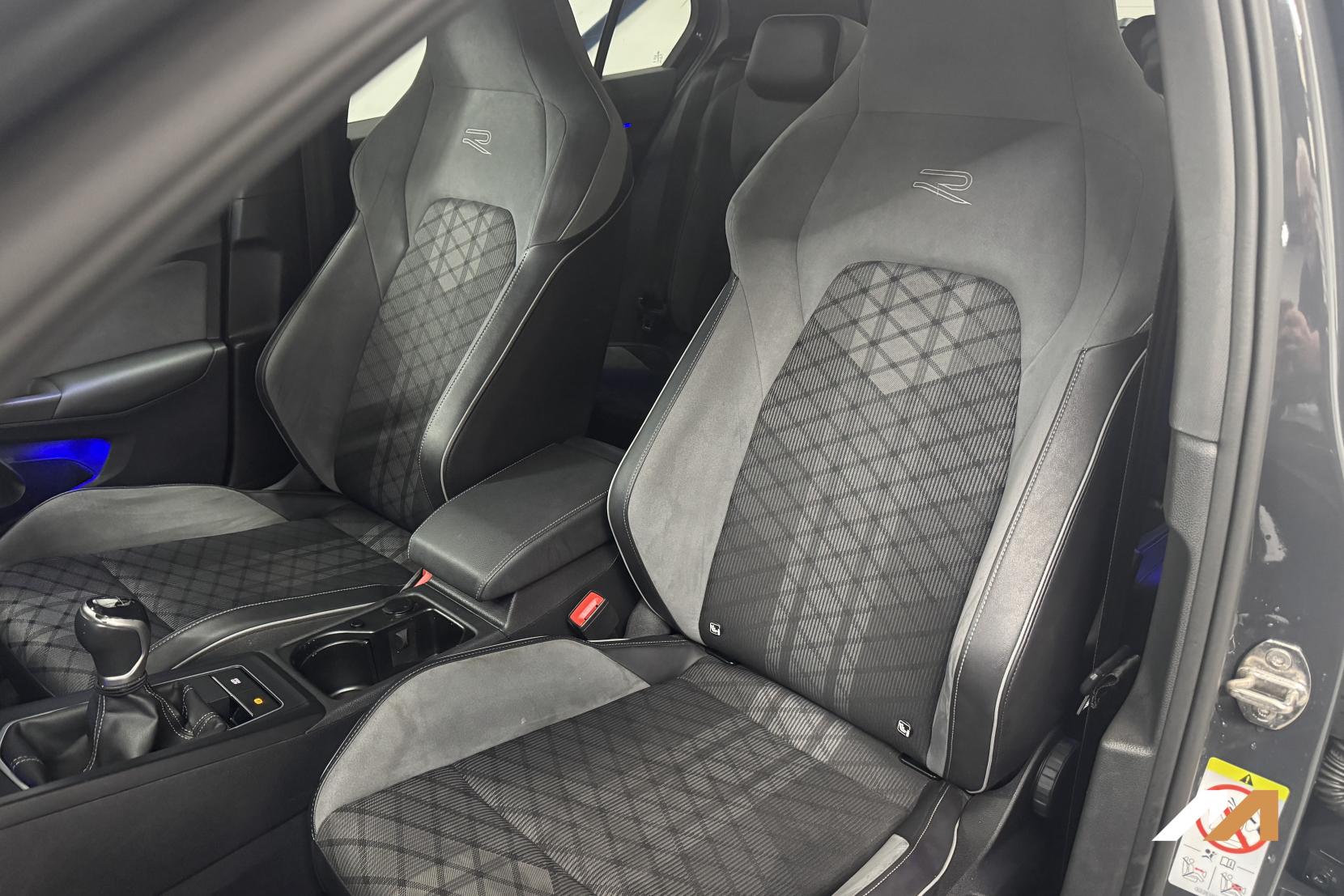 Volkswagen Golf 1.5 TSI R-Line Hatchback 5dr Petrol Manual Euro 6 (s/s) (130 ps)