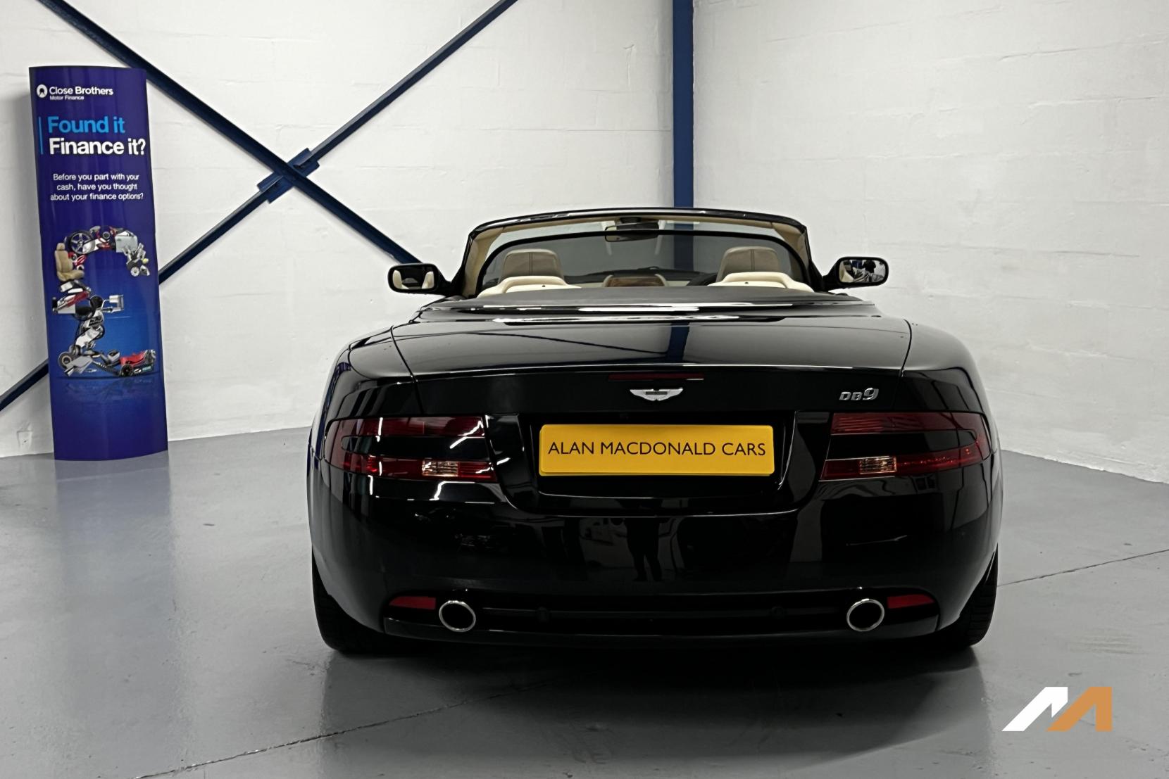 Aston Martin DB9 5.9 Volante 2dr Petrol Seq (EU4) (394 g/km, 450 bhp)