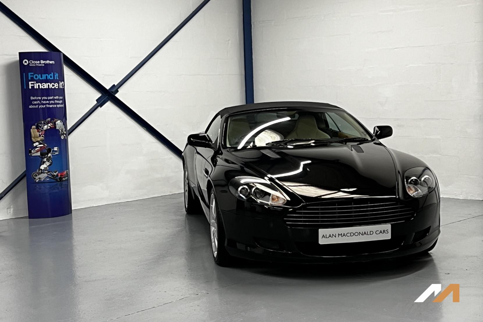 Aston Martin DB9 5.9 Volante 2dr Petrol Seq (EU4) (394 g/km, 450 bhp)