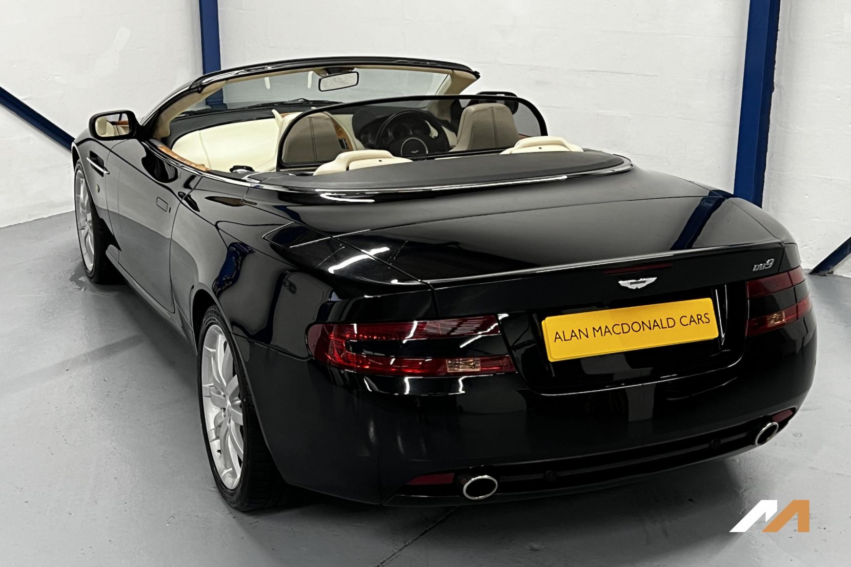 Aston Martin DB9 5.9 Volante 2dr Petrol Seq (EU4) (394 g/km, 450 bhp)