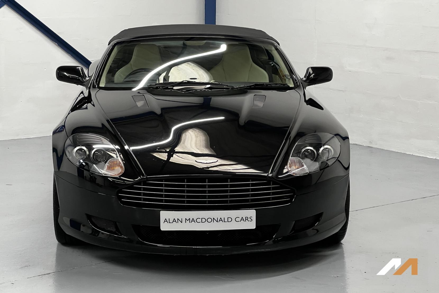 Aston Martin DB9 5.9 Volante 2dr Petrol Seq (EU4) (394 g/km, 450 bhp)