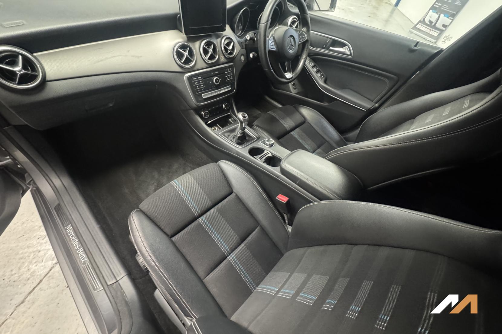 Mercedes-Benz CLA 2.1 CLA200d Sport Coupe 4dr Diesel Manual Euro 6 (s/s) (136 ps)