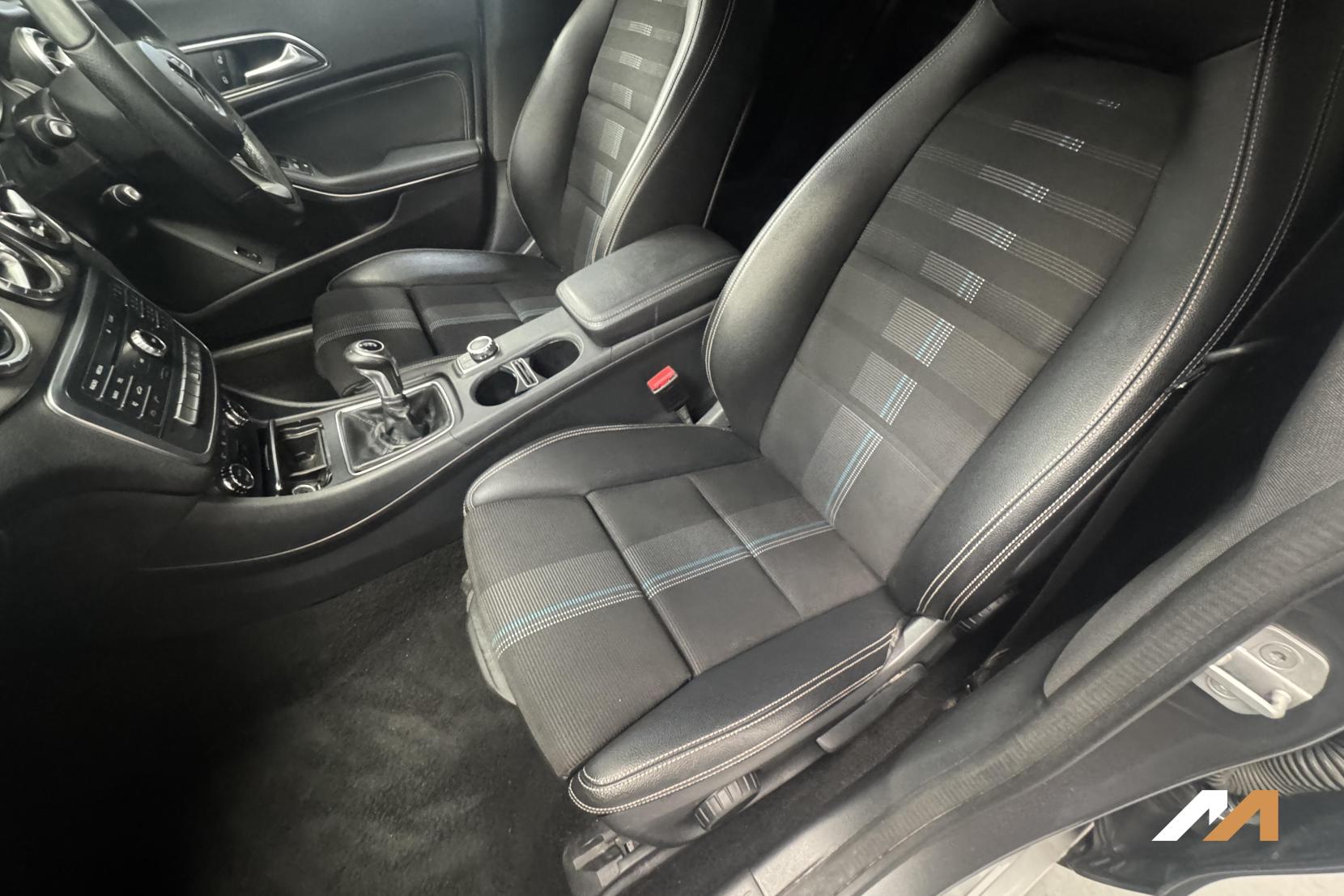 Mercedes-Benz CLA 2.1 CLA200d Sport Coupe 4dr Diesel Manual Euro 6 (s/s) (136 ps)