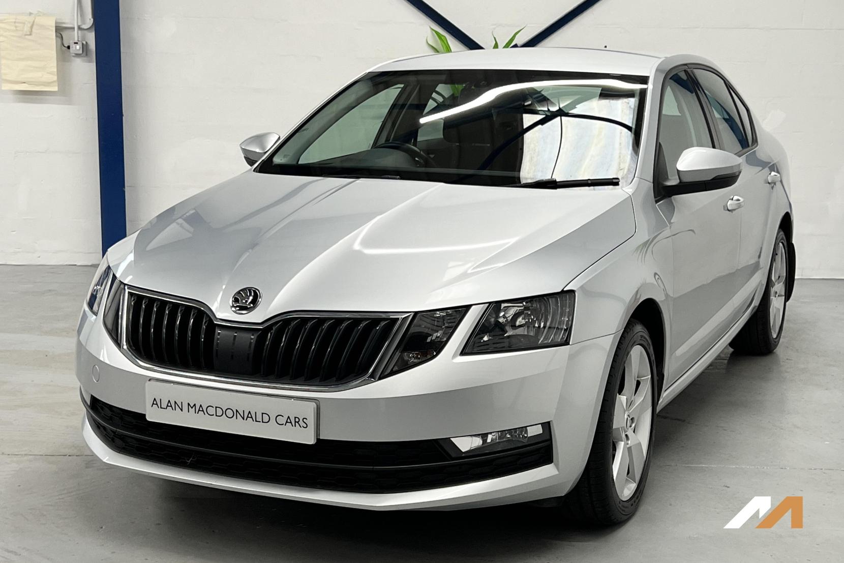 Skoda Octavia 2.0 TDI SE Drive Hatchback 5dr Diesel Manual Euro 6 (s/s) (150 ps)