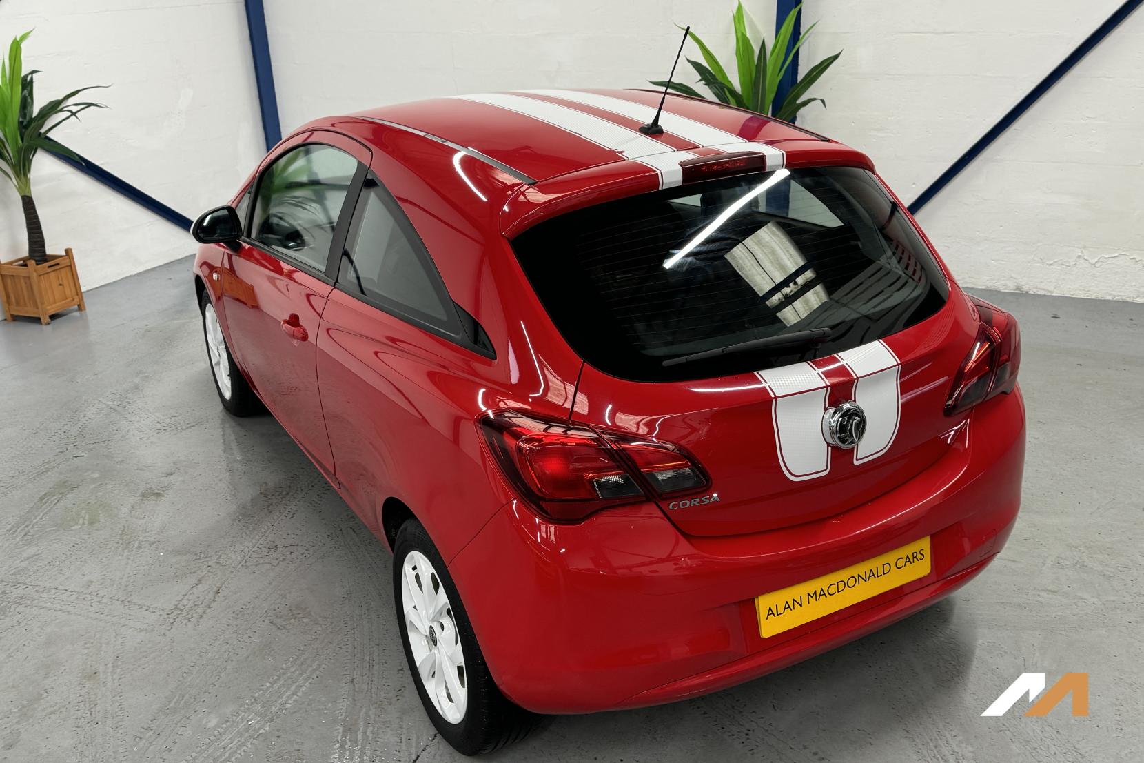 Vauxhall Corsa 1.4i ecoFLEX Sting Hatchback 3dr Petrol Manual Euro 6 (75 ps)