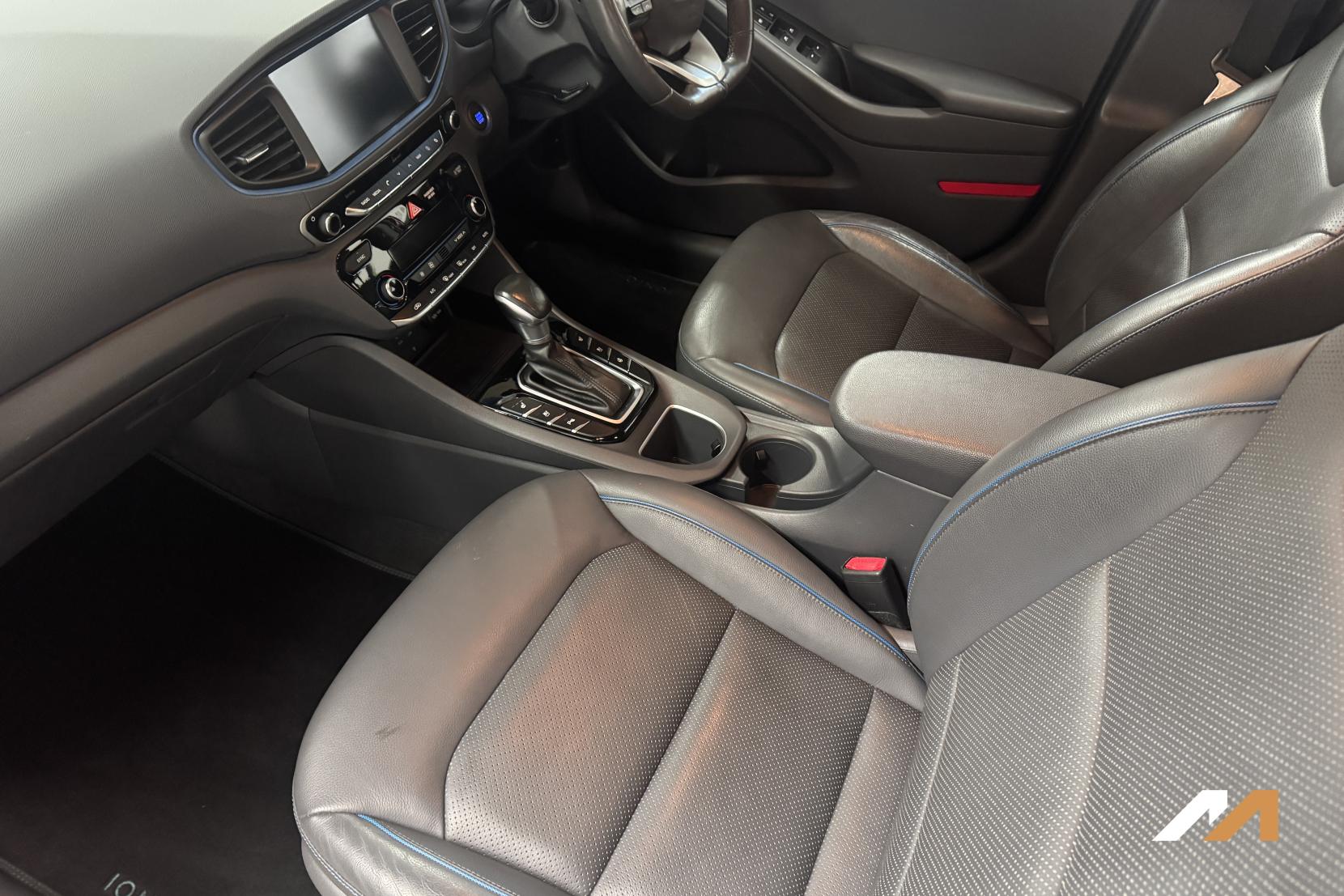 Hyundai IONIQ 1.6 h-GDi Premium SE Hatchback 5dr Petrol Hybrid DCT Euro 6 (s/s) (141 ps)