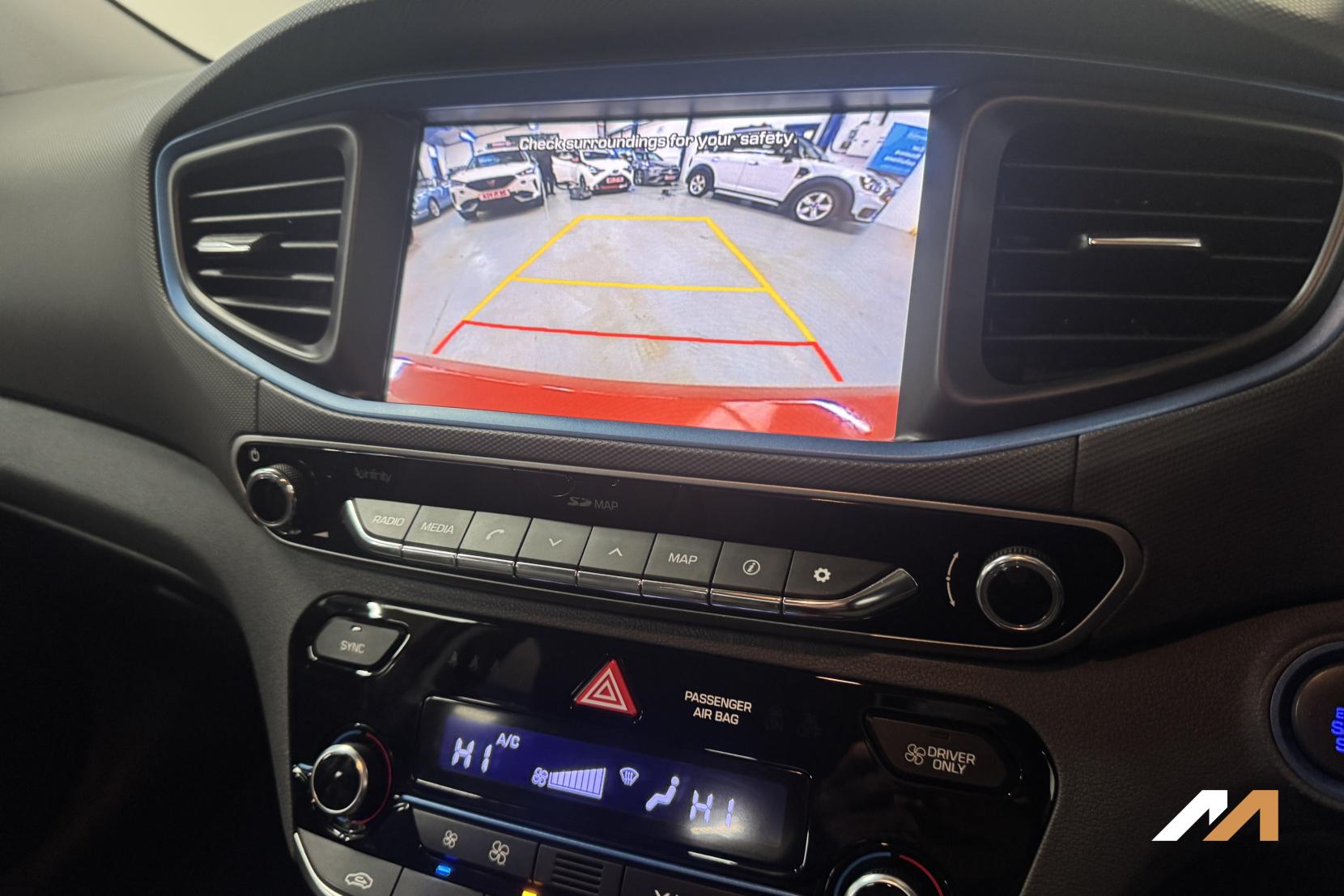 Hyundai IONIQ 1.6 h-GDi Premium SE Hatchback 5dr Petrol Hybrid DCT Euro 6 (s/s) (141 ps)