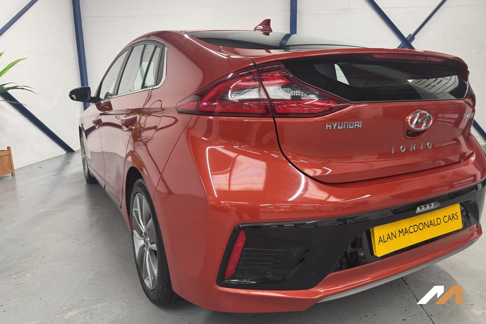 Hyundai IONIQ 1.6 h-GDi Premium SE Hatchback 5dr Petrol Hybrid DCT Euro 6 (s/s) (141 ps)