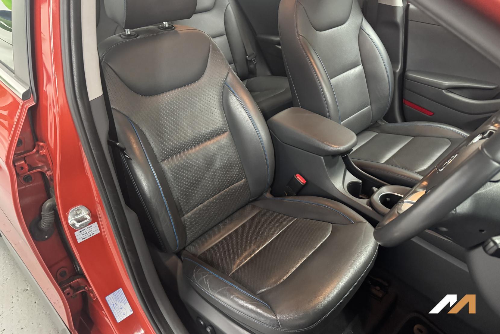 Hyundai IONIQ 1.6 h-GDi Premium SE Hatchback 5dr Petrol Hybrid DCT Euro 6 (s/s) (141 ps)