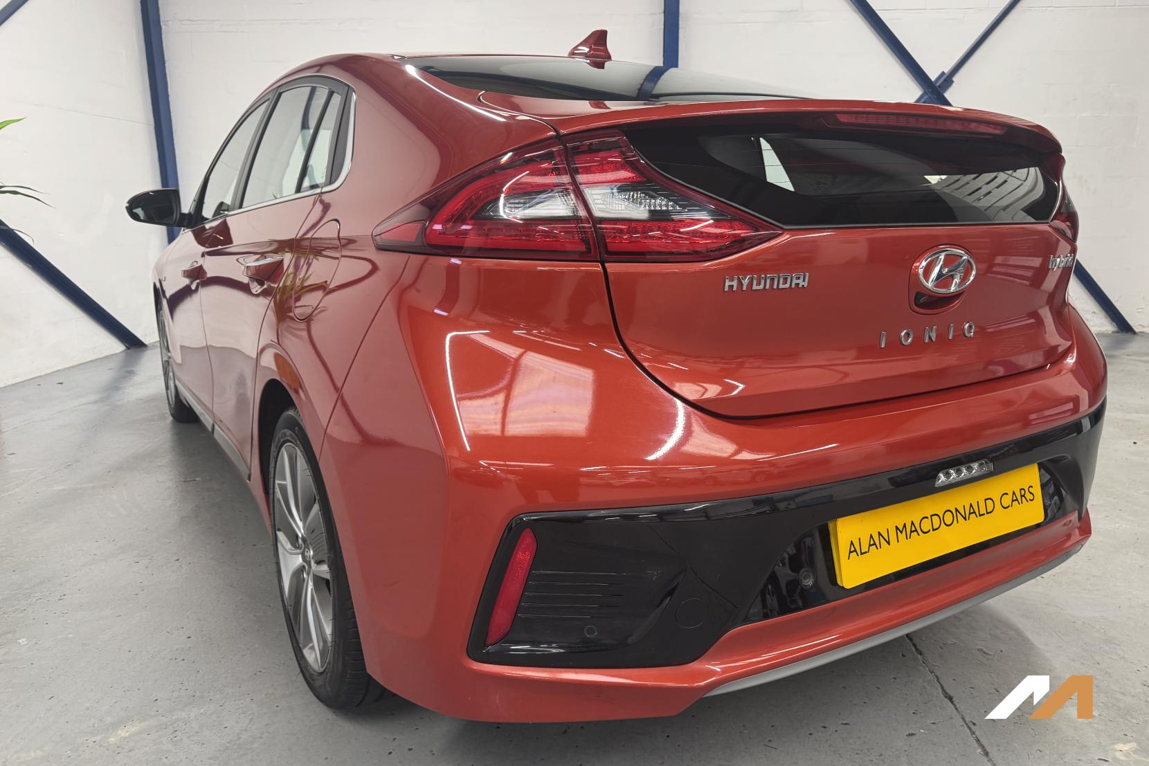 Hyundai IONIQ 1.6 h-GDi Premium SE Hatchback 5dr Petrol Hybrid DCT Euro 6 (s/s) (141 ps)