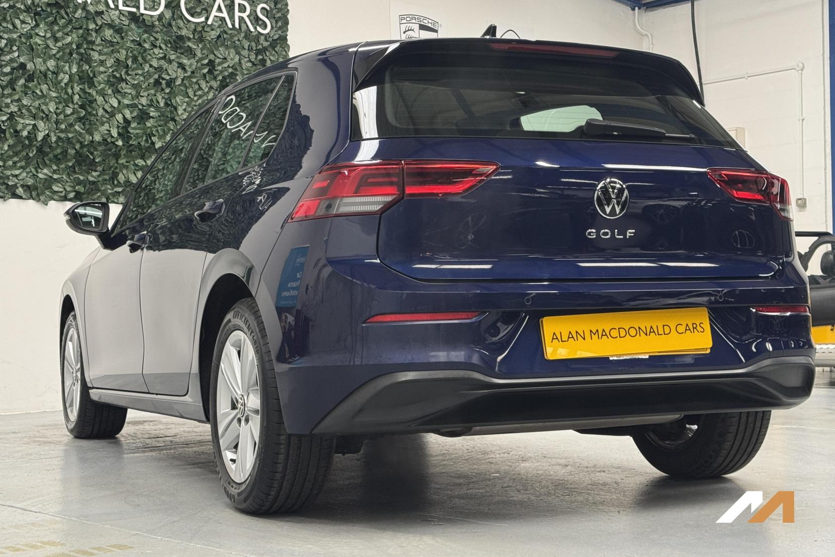 Volkswagen Golf 1.5 TSI Life Hatchback 5dr Petrol Manual Euro 6 (s/s) (130 ps)