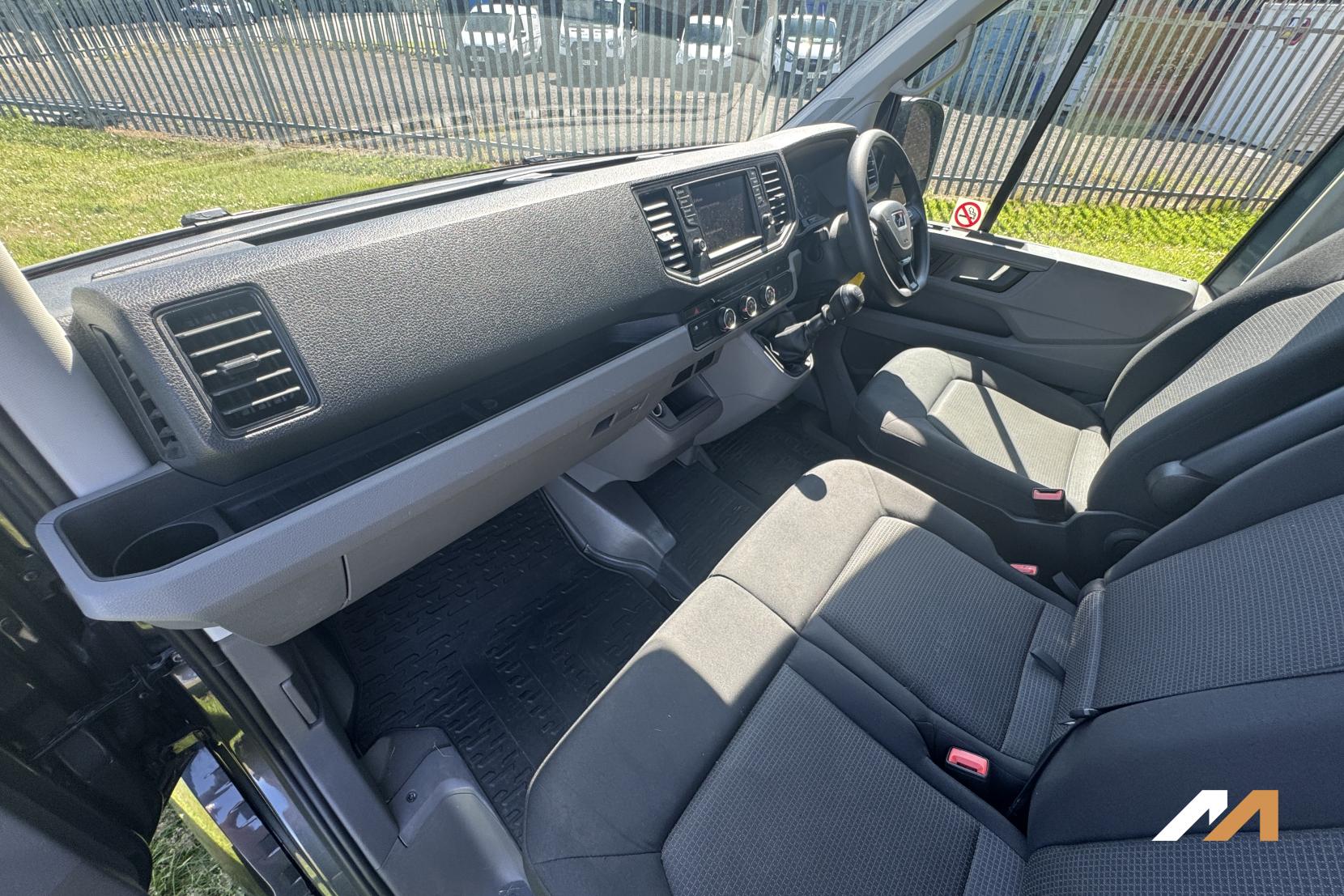 MAN TGE 2.0 BiTurbo 3180d Panel Van 5dr Diesel Manual 4WD Standard Medium Roof Euro 6 (s/s) (177 ps)