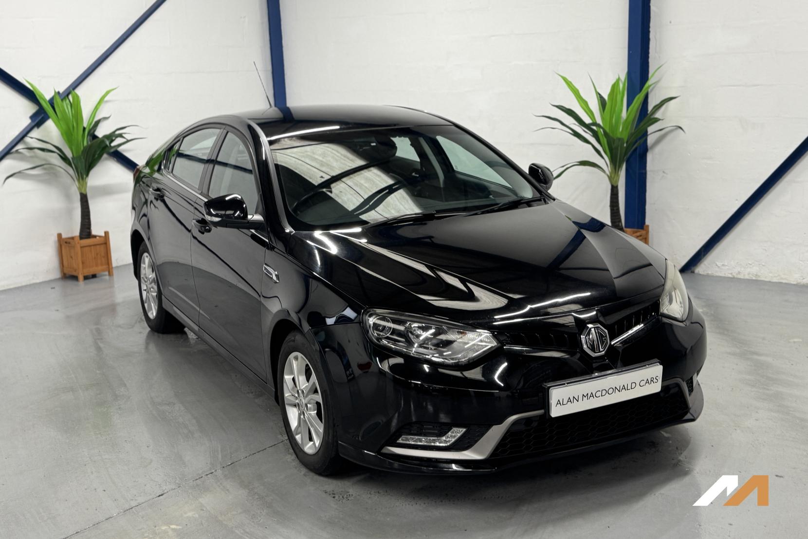 MG MG6 1.9 DTi Tech TS Hatchback 5dr Diesel Manual Euro 5 (s/s) (150 ps)
