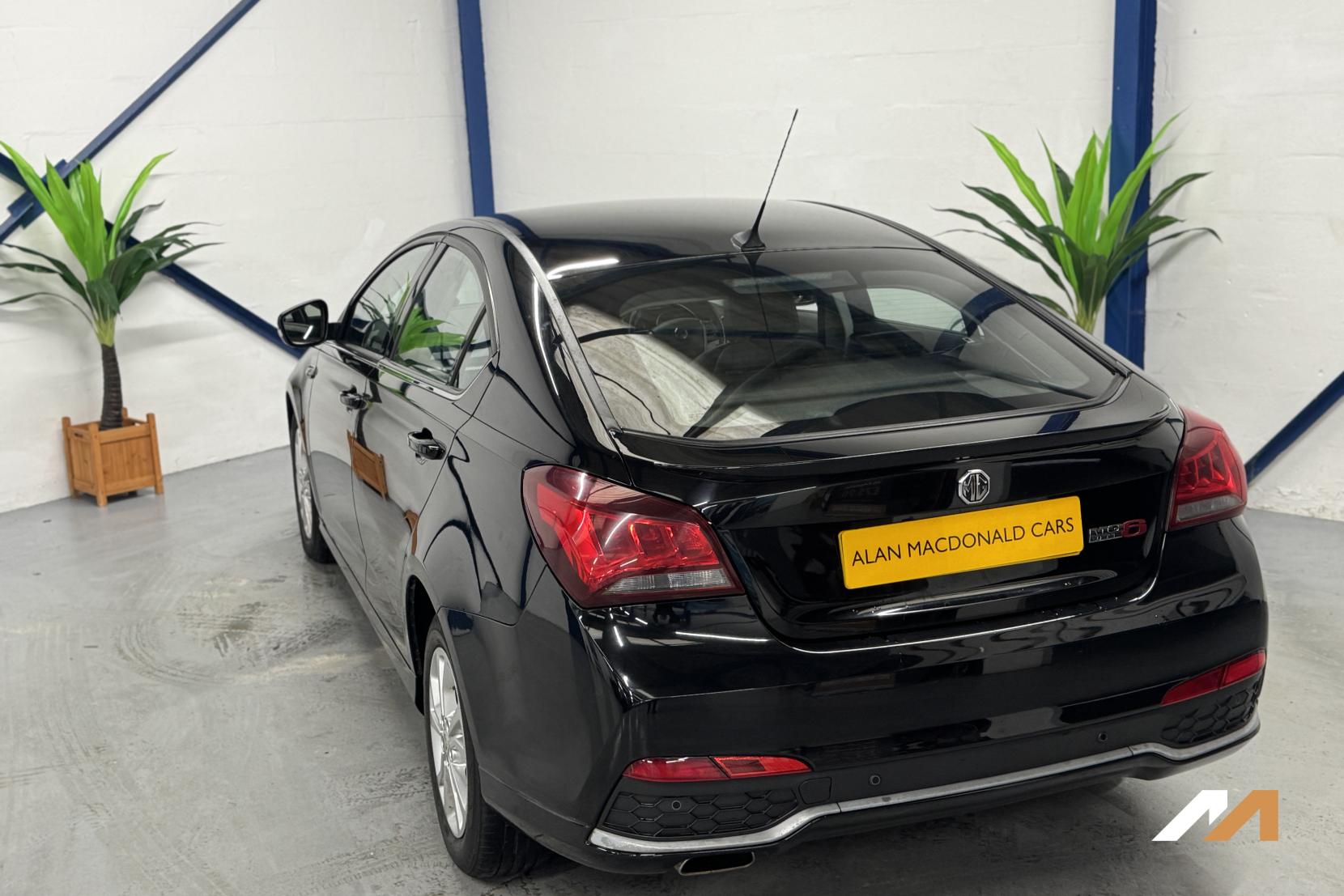 MG MG6 1.9 DTi Tech TS Hatchback 5dr Diesel Manual Euro 5 (s/s) (150 ps)