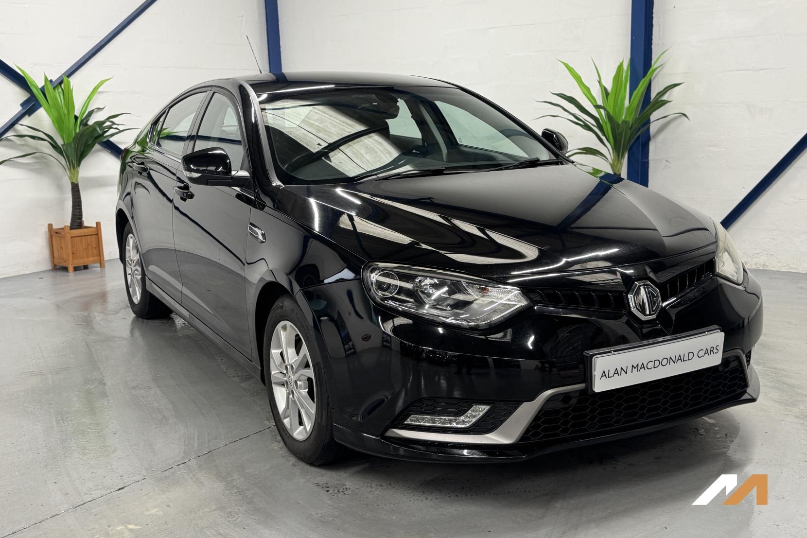 MG MG6 1.9 DTi Tech TS Hatchback 5dr Diesel Manual Euro 5 (s/s) (150 ps)