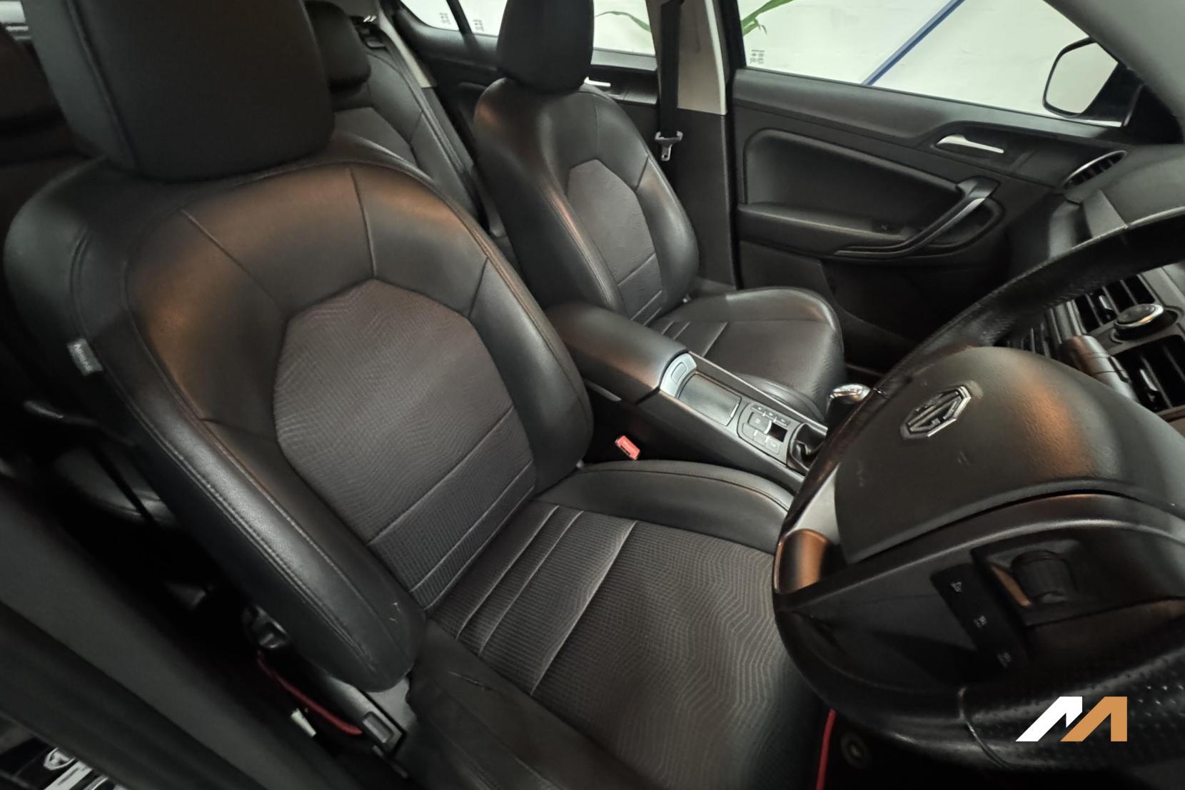 MG MG6 1.9 DTi Tech TS Hatchback 5dr Diesel Manual Euro 5 (s/s) (150 ps)