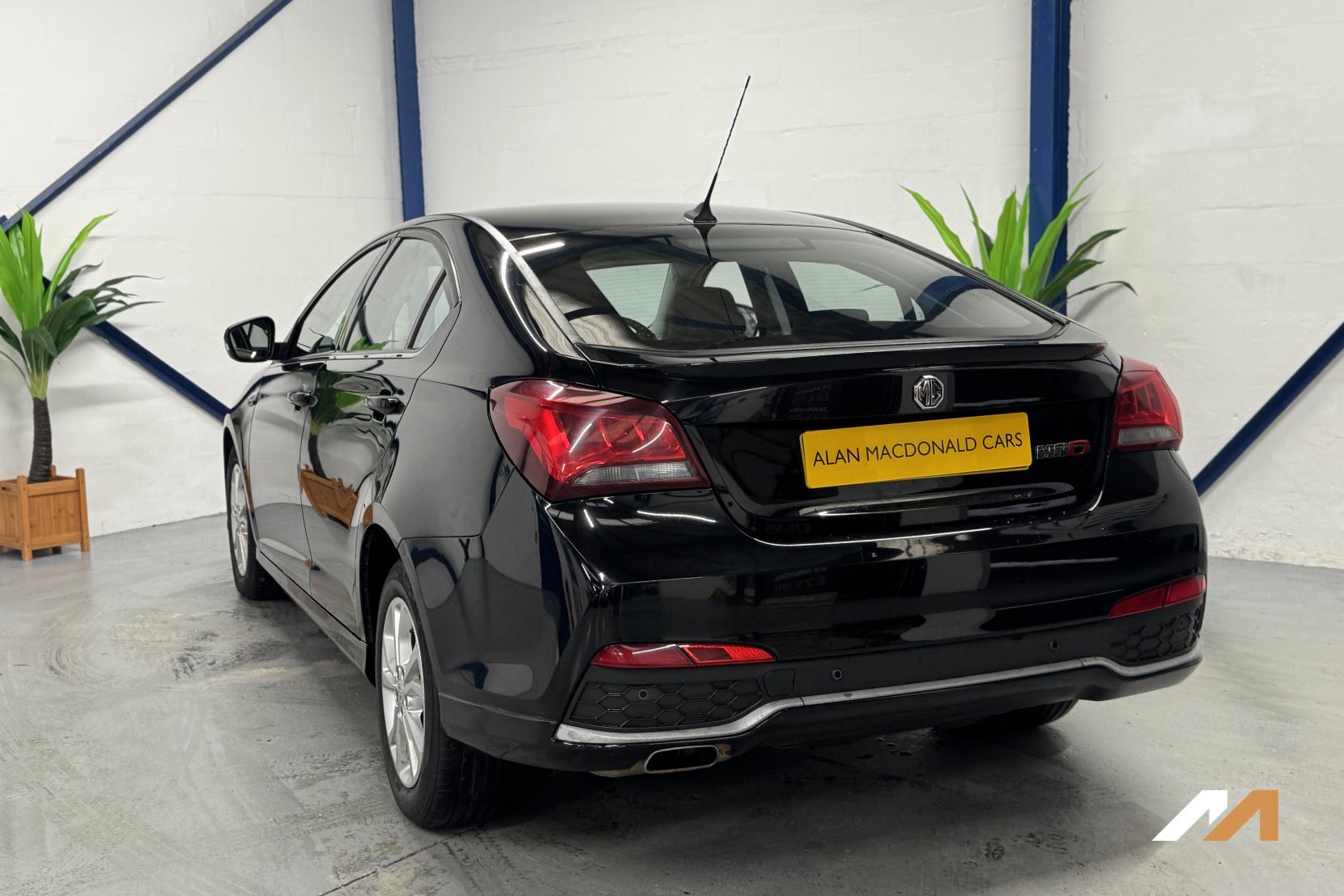 MG MG6 1.9 DTi Tech TS Hatchback 5dr Diesel Manual Euro 5 (s/s) (150 ps)