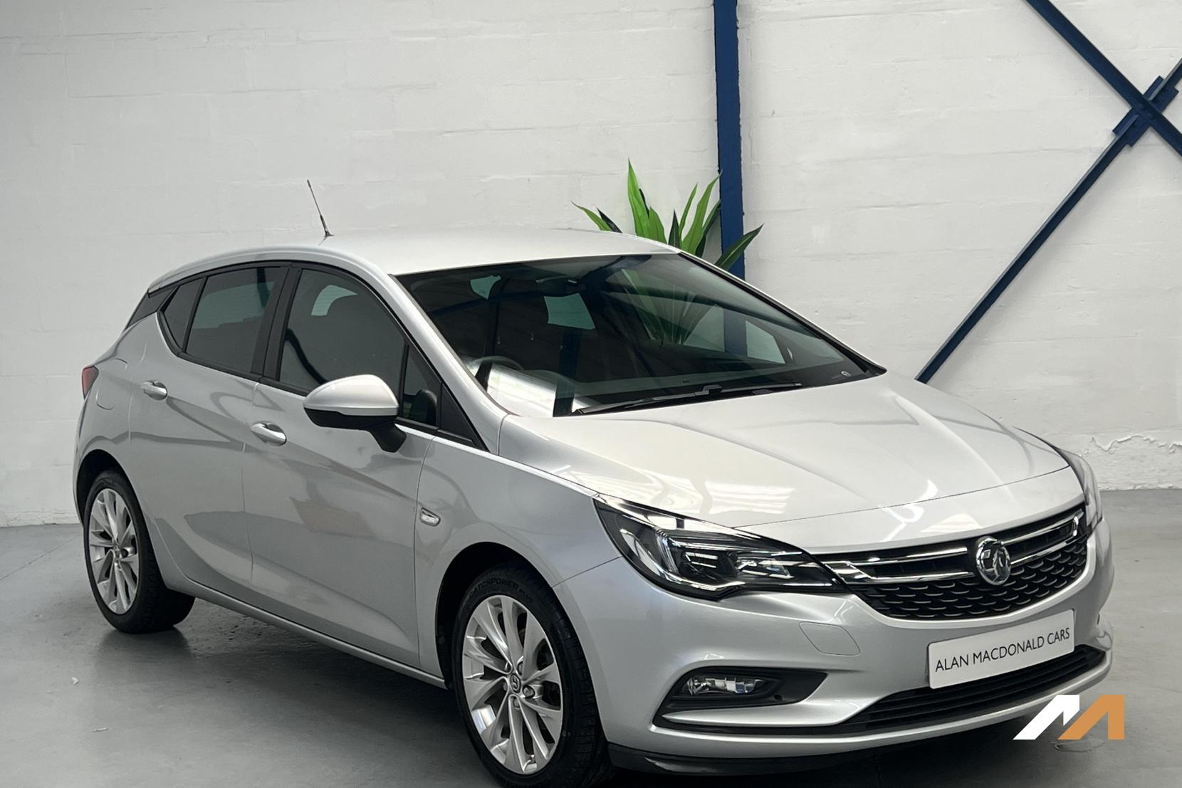 Vauxhall Astra 1.0i Turbo ecoTEC Design Hatchback 5dr Petrol Manual Euro 6 (s/s) (105 ps)