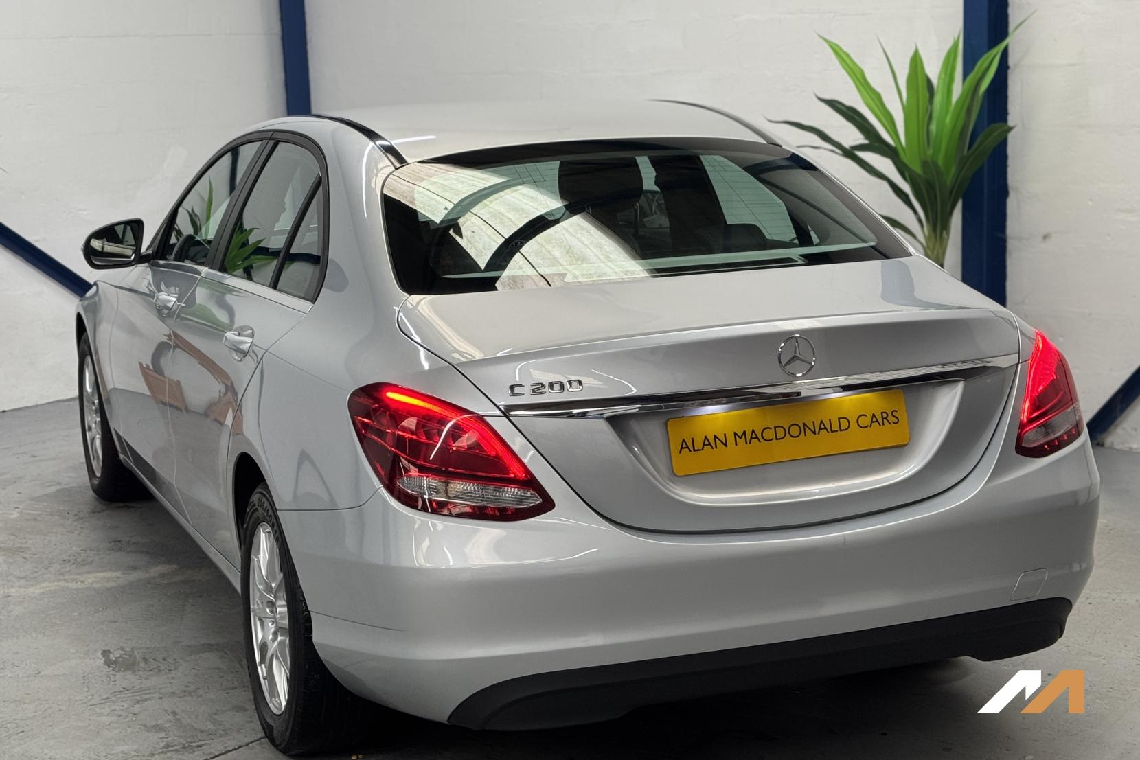 Mercedes-Benz C Class 2.0 C200 SE Saloon 4dr Petrol Manual Euro 6 (s/s) (184 ps)
