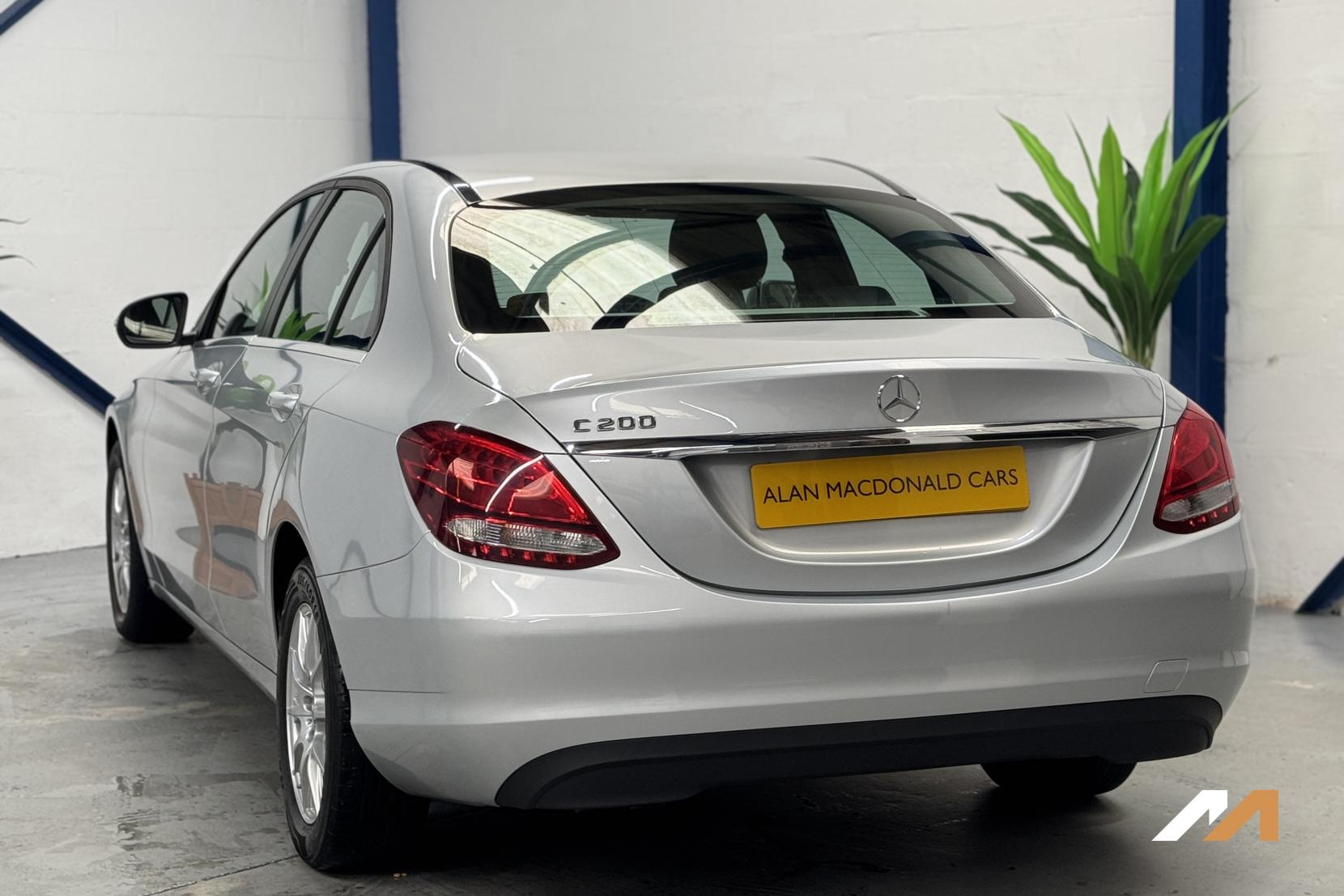 Mercedes-Benz C Class 2.0 C200 SE Saloon 4dr Petrol Manual Euro 6 (s/s) (184 ps)