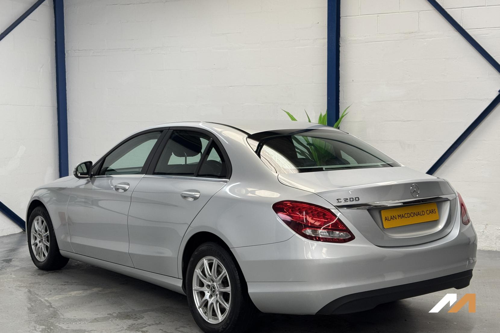 Mercedes-Benz C Class 2.0 C200 SE Saloon 4dr Petrol Manual Euro 6 (s/s) (184 ps)