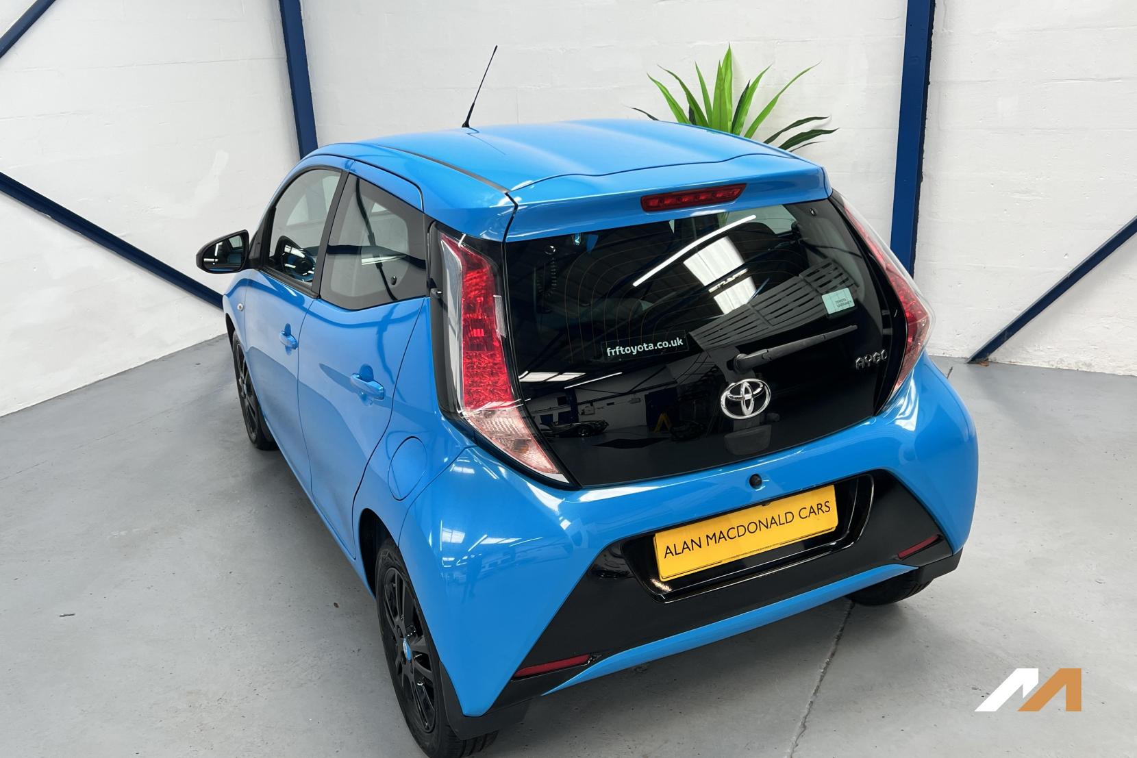 Toyota AYGO 1.0 VVT-i x-cite Hatchback 5dr Petrol Manual Euro 6 (68 ps)